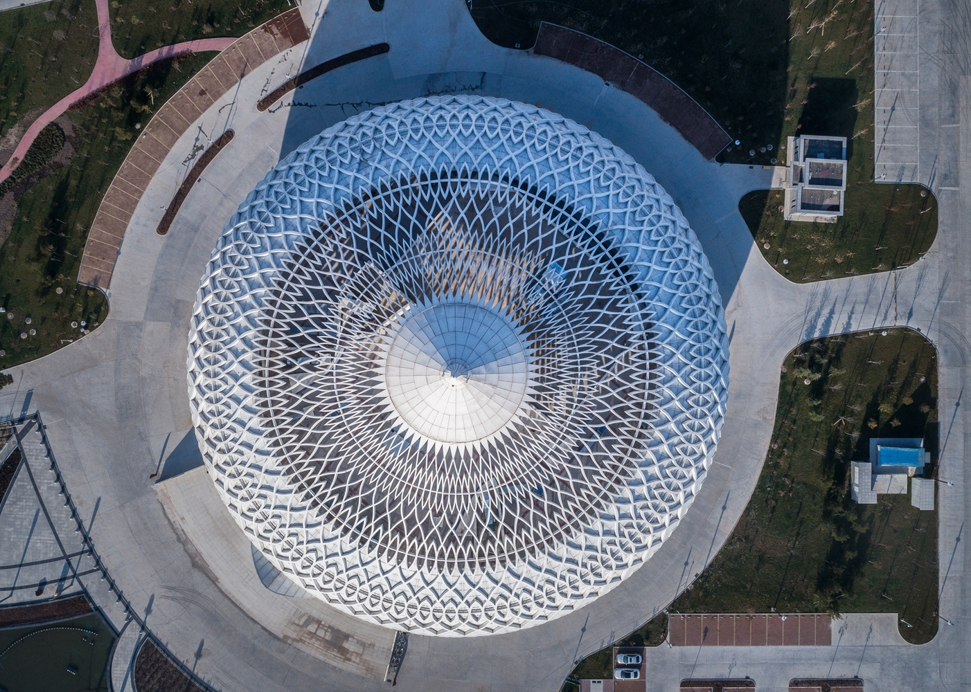 nha hat grand linxia trung quoc kien truc duong dai