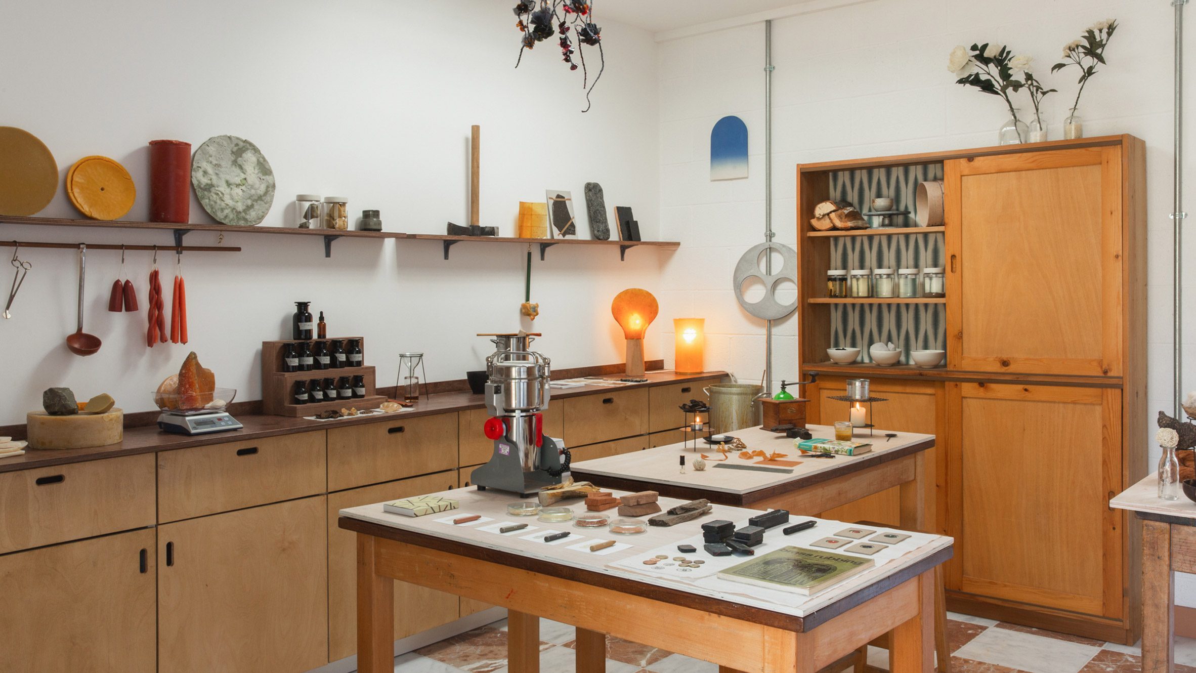 trien lam abney effect ben vung vat lieu