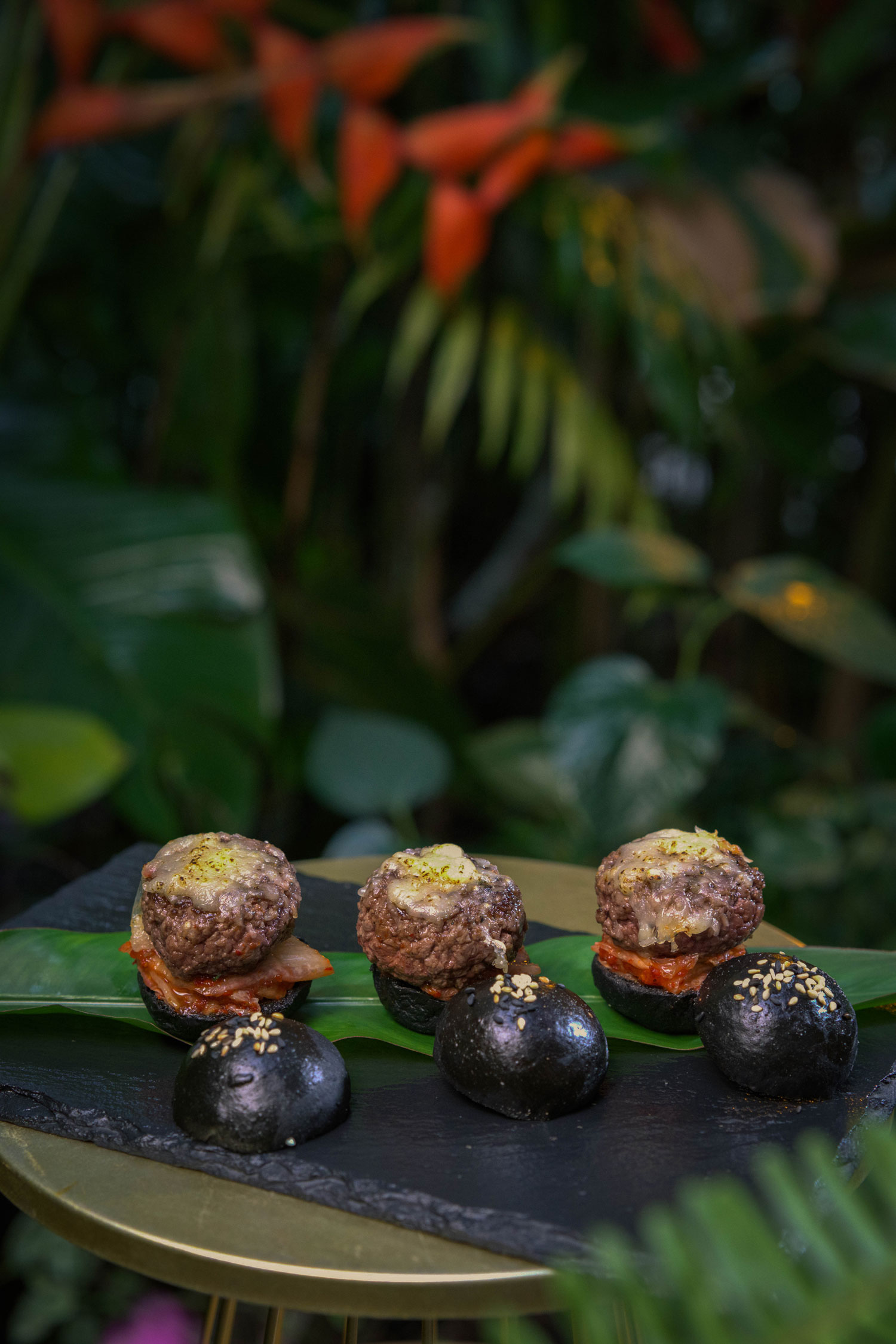 Ẩm thực Chef Thảo Na Mini burger bò sả