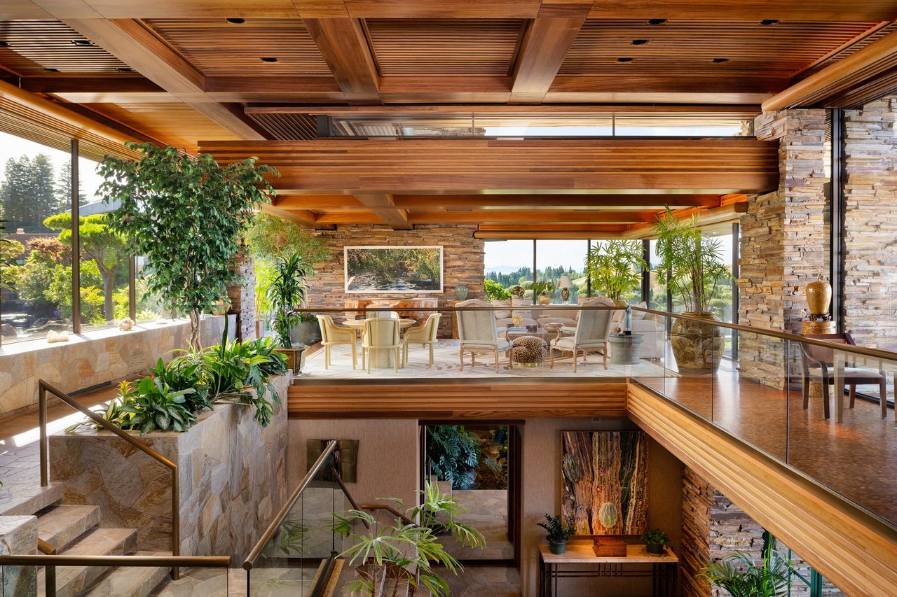 noi that ben trong Fallingwater kien truc su Frank Lloyd Wright