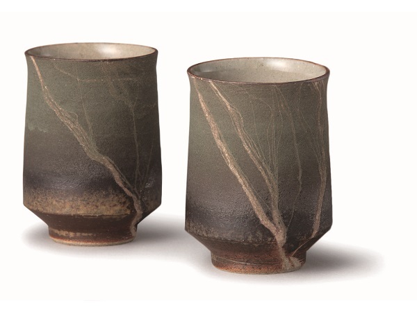 Kasama-yaki ly tra gom su thu cong nhat ban