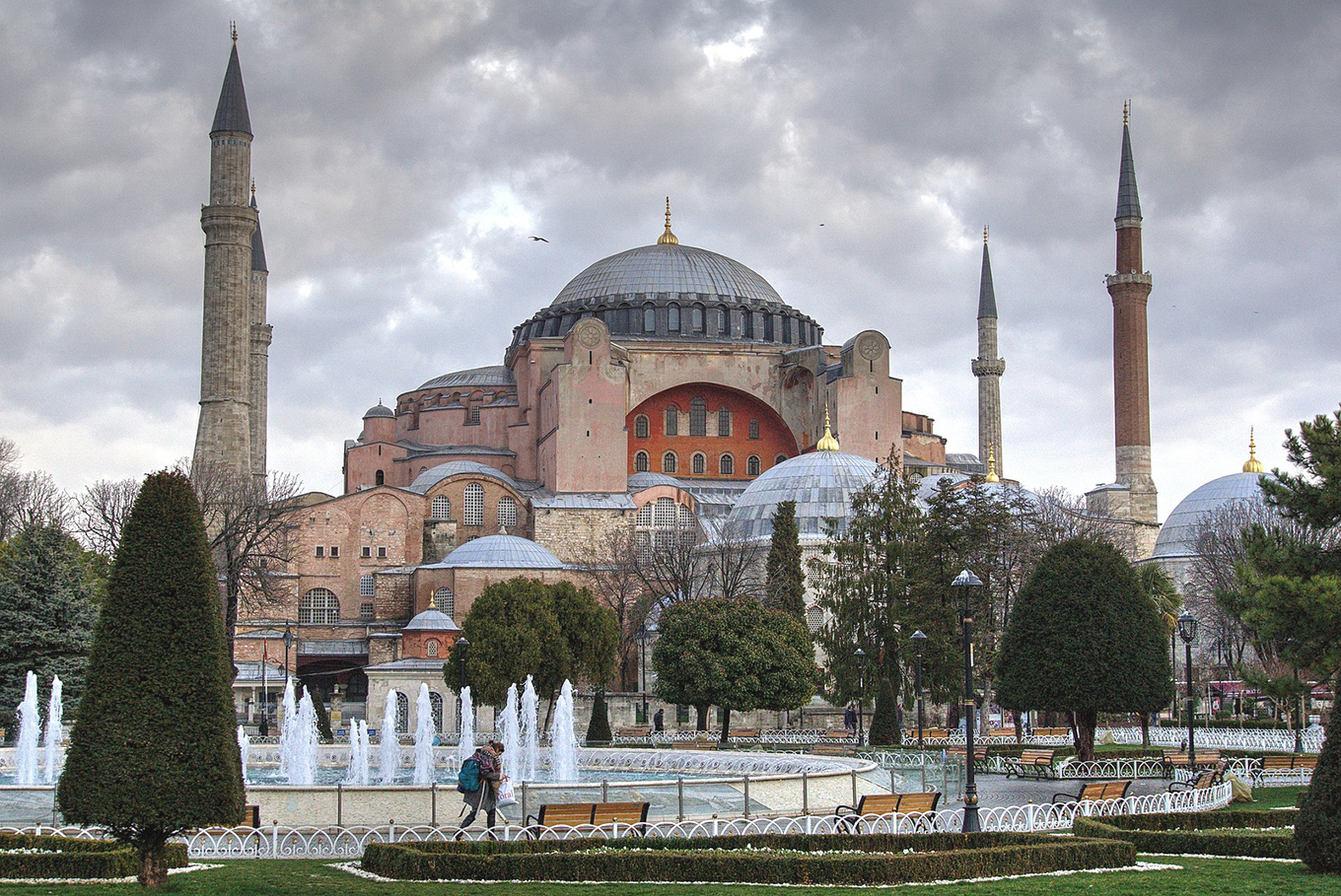 ky quan kien truc Hagia Sophia