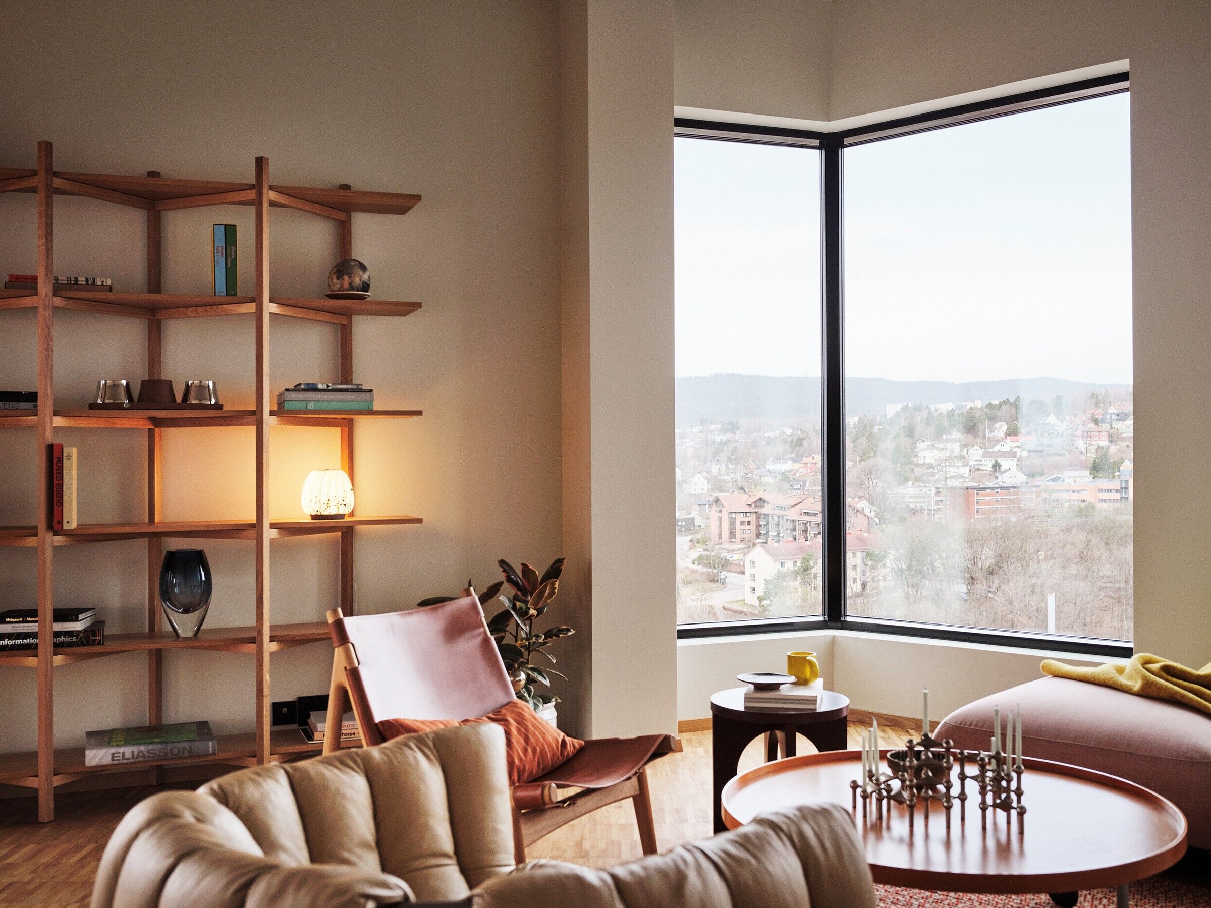 noi that can ho phong khach ben vung