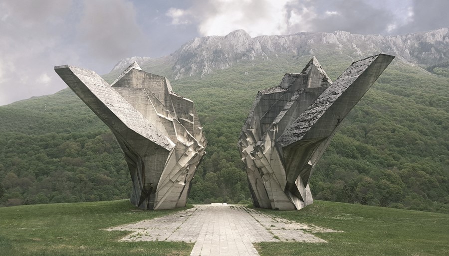 tuong dai tuong niem tran chien Sutjeska phong cach kien truc eco brutalism