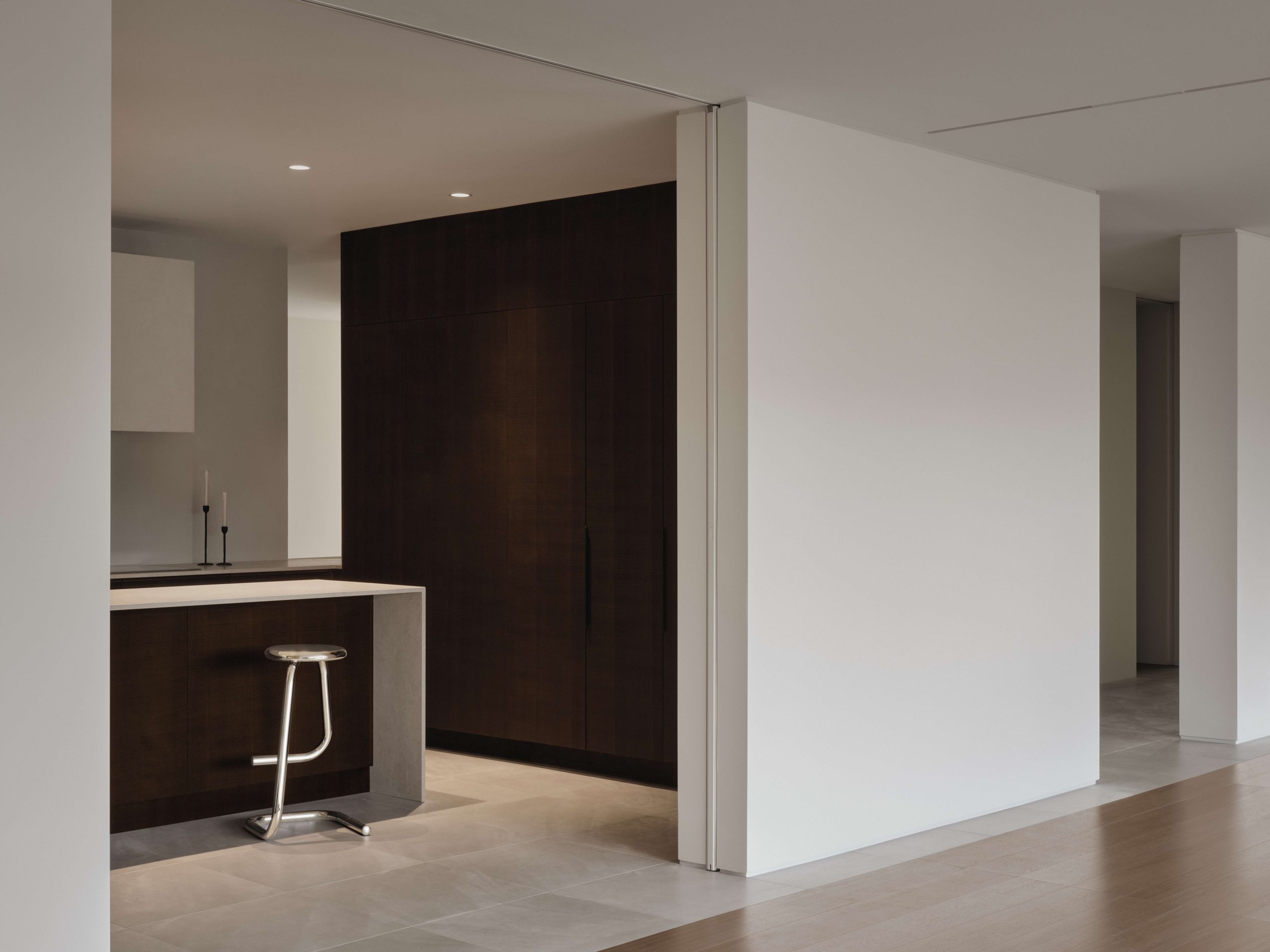 du an cai tao can ho Port-Royal apartment Mitchell Sweibel Studio Montreal Canada Golden Square Mile