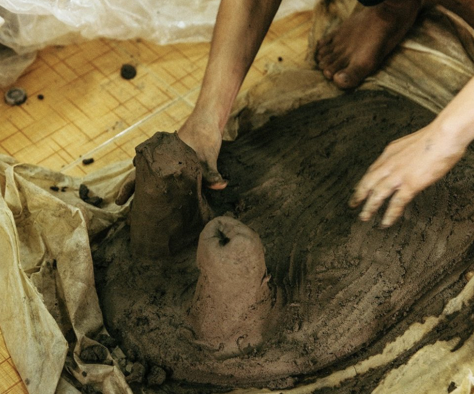 gom Bau Truc van hoa champa