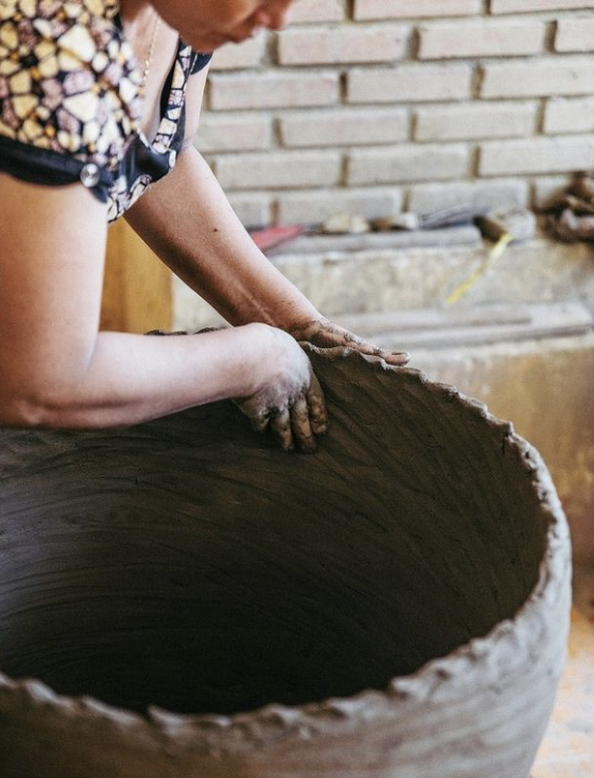 gom Bau Truc van hoa champa