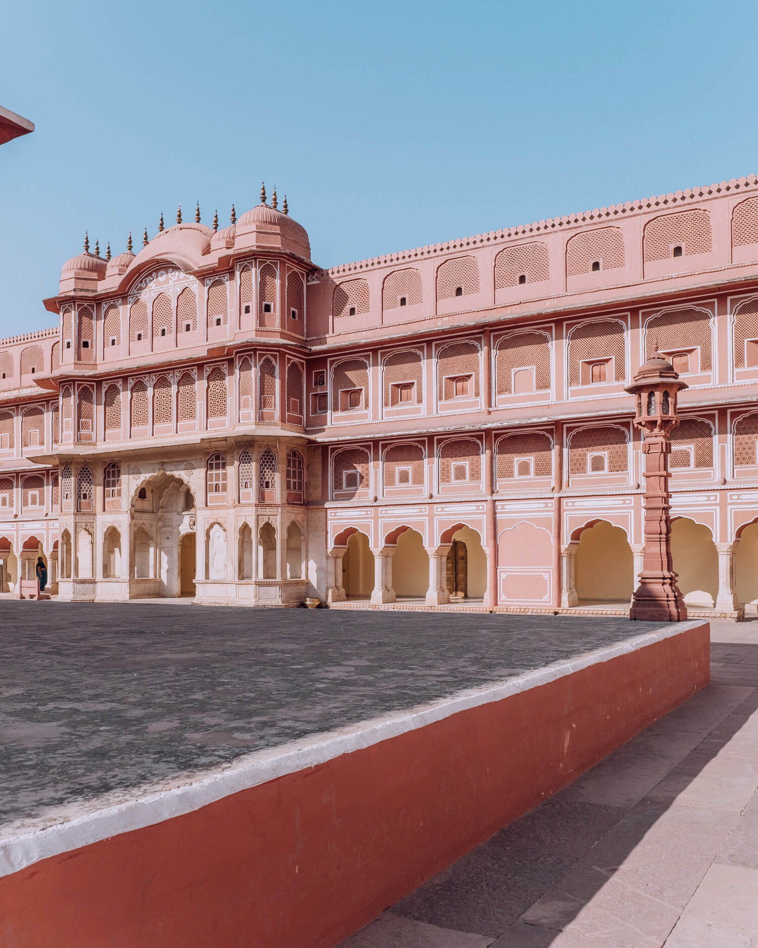 kien truc di san an do cung dien jaipur