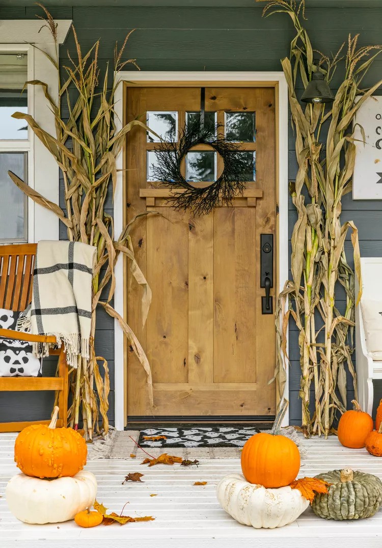 trang tri nha cua halloween