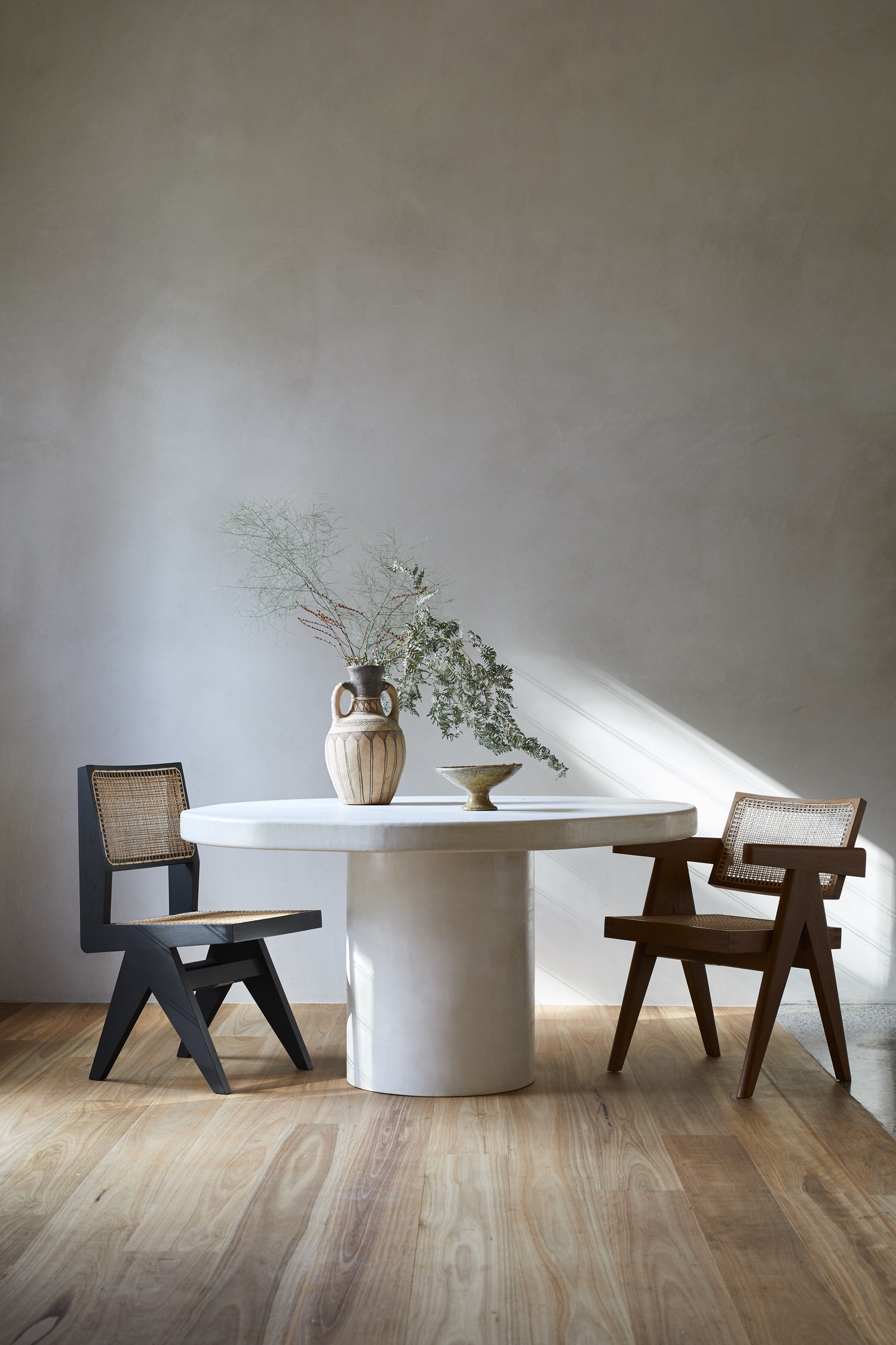 dining table Organics Tigmi Trading