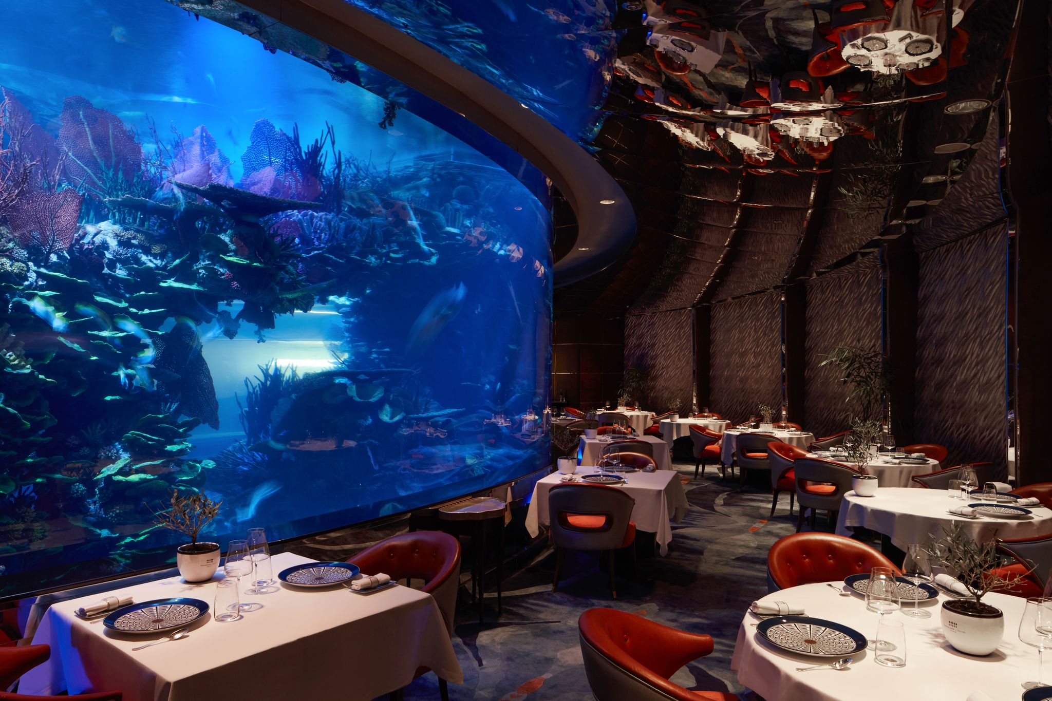 dubai cong trinh kien truc tieu bieu Burj Al Arab hotel