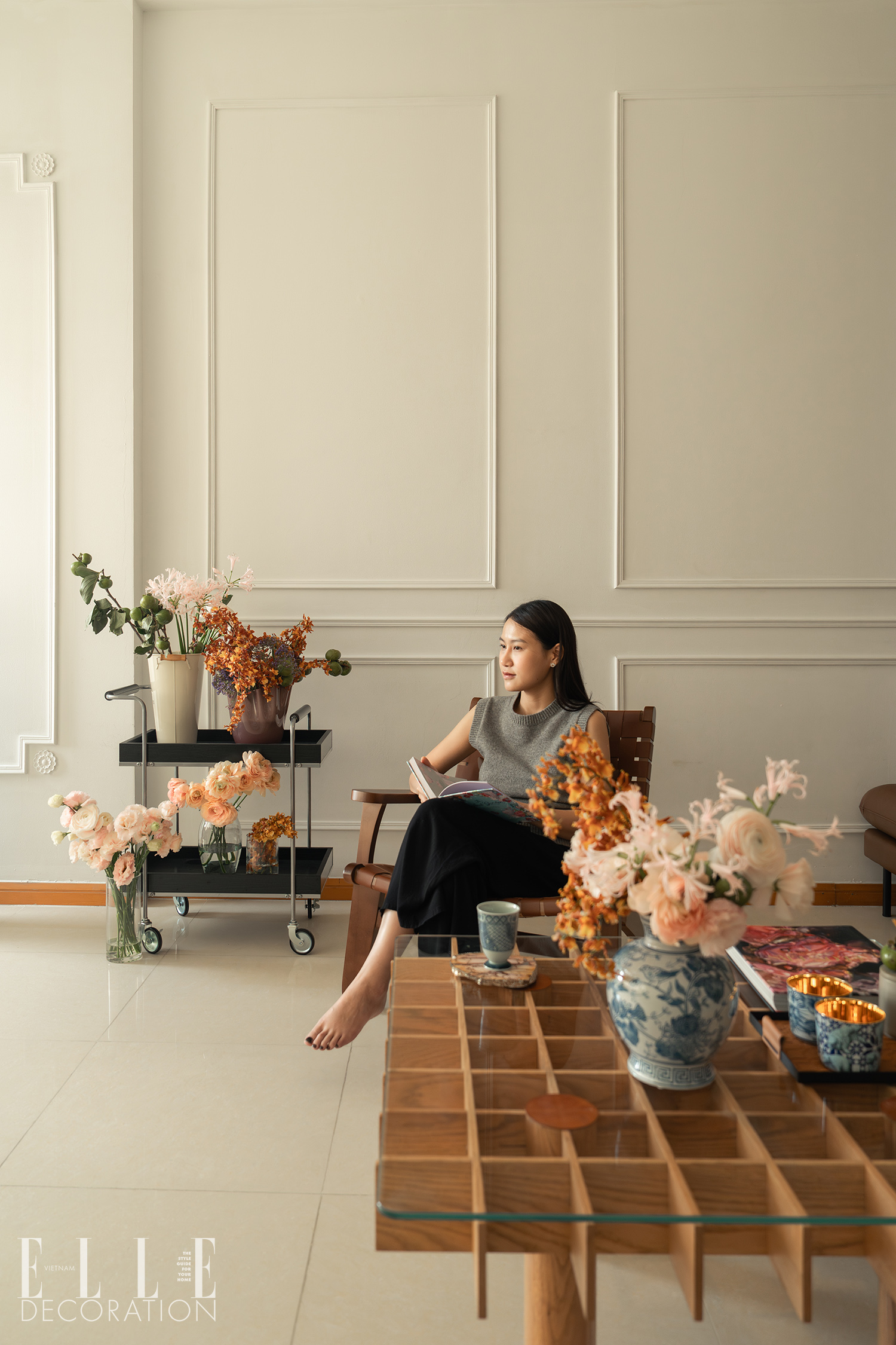 Minh Ngoc Maison Meng noi that cam hoa