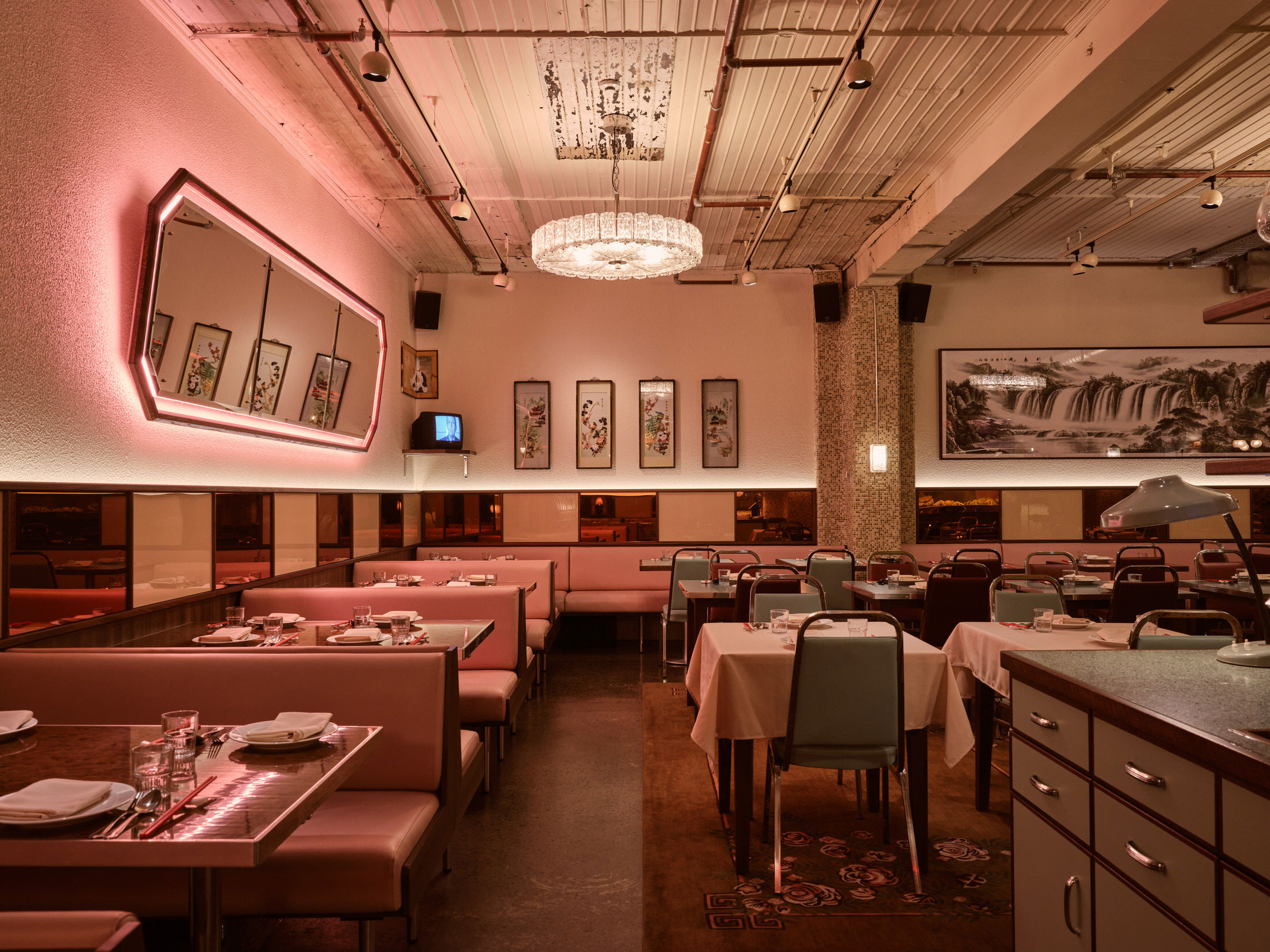 nha hang Good Luck Sydney Merivale Justin Hemmes Akin Atelier