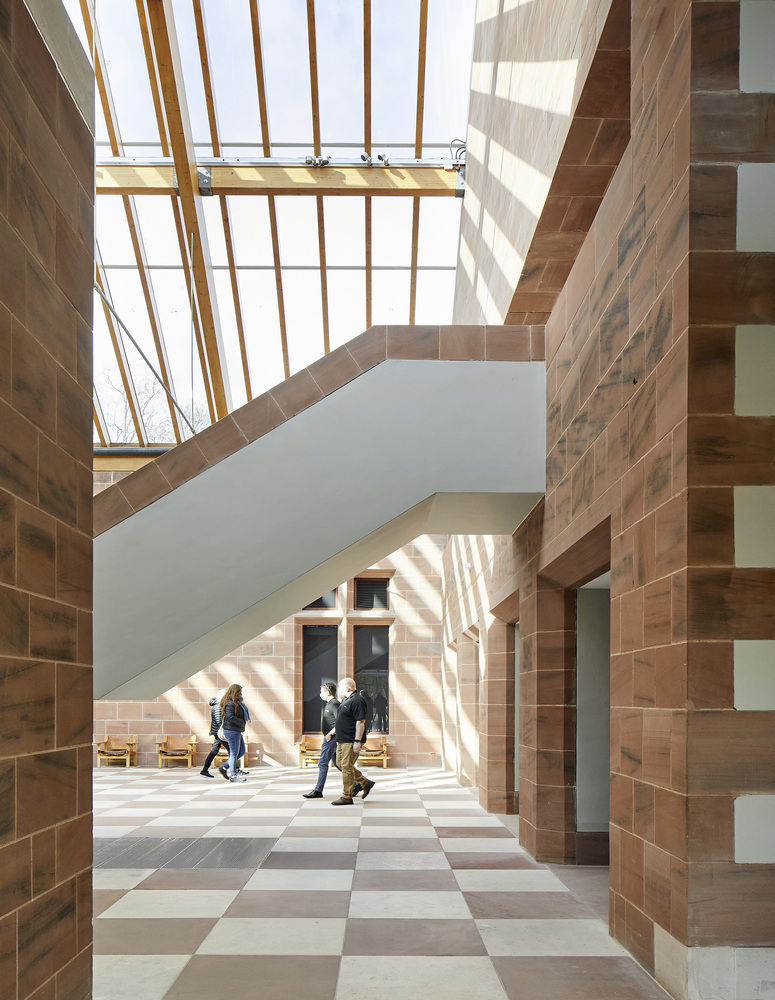 bao tang RIAS Andrew Doolan 2024 Burrell collection 