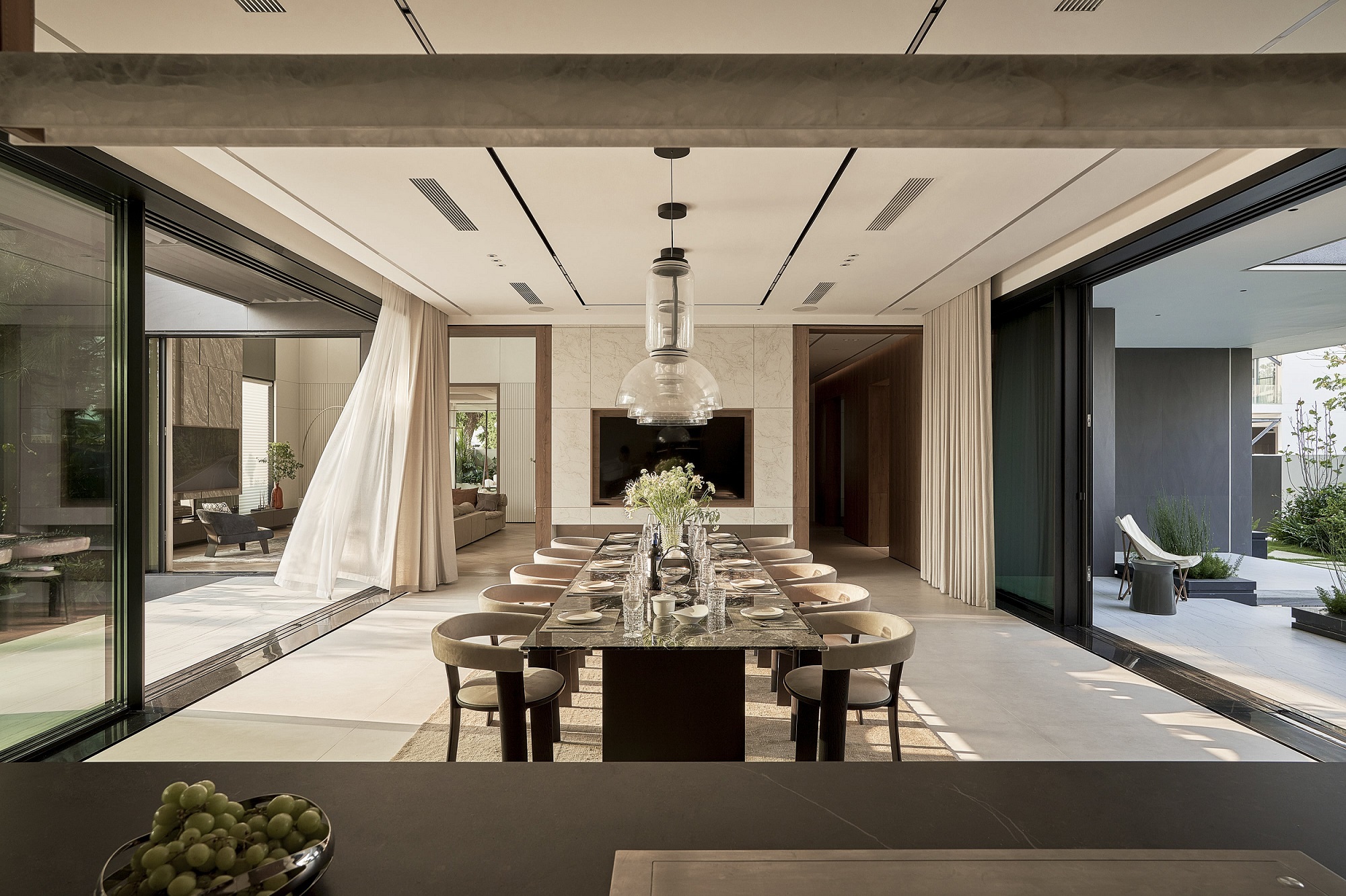 phong an infinity villa noi that mirai house studio
