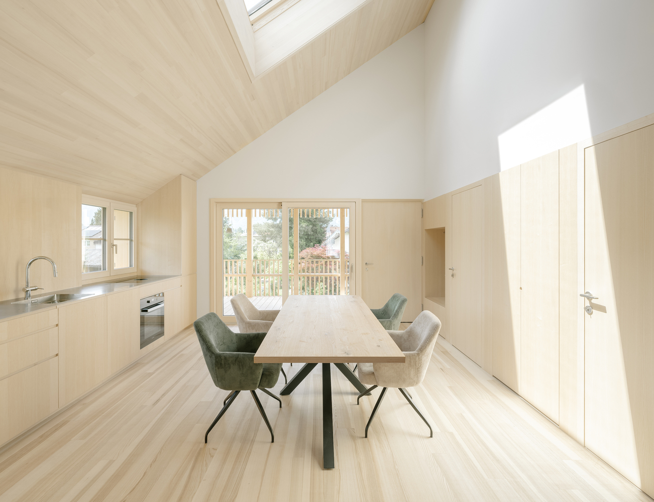 Nha hai tang MWArchitekten