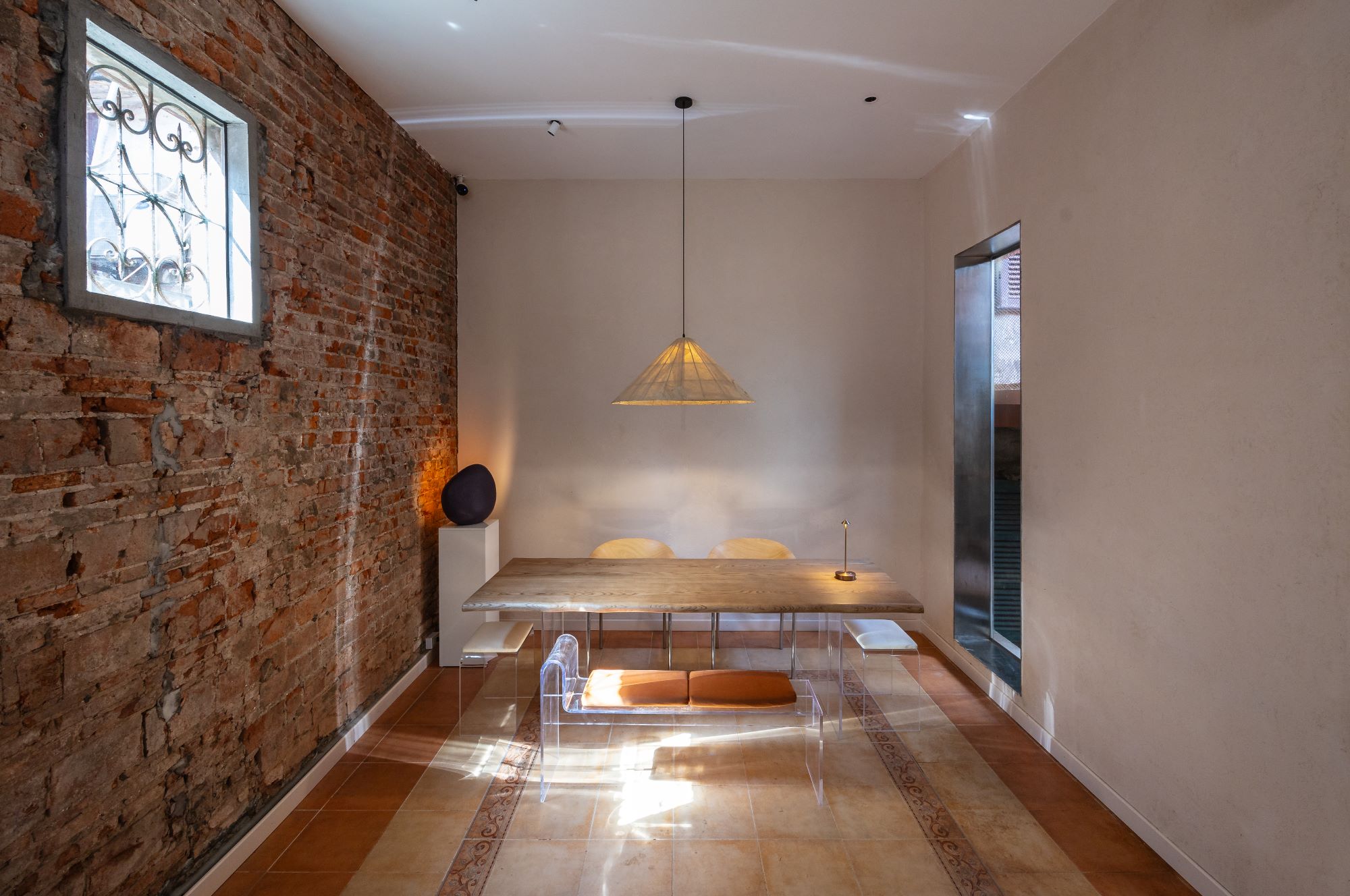 cultra taproom nha co noi that cai tao quan cafe idee architects