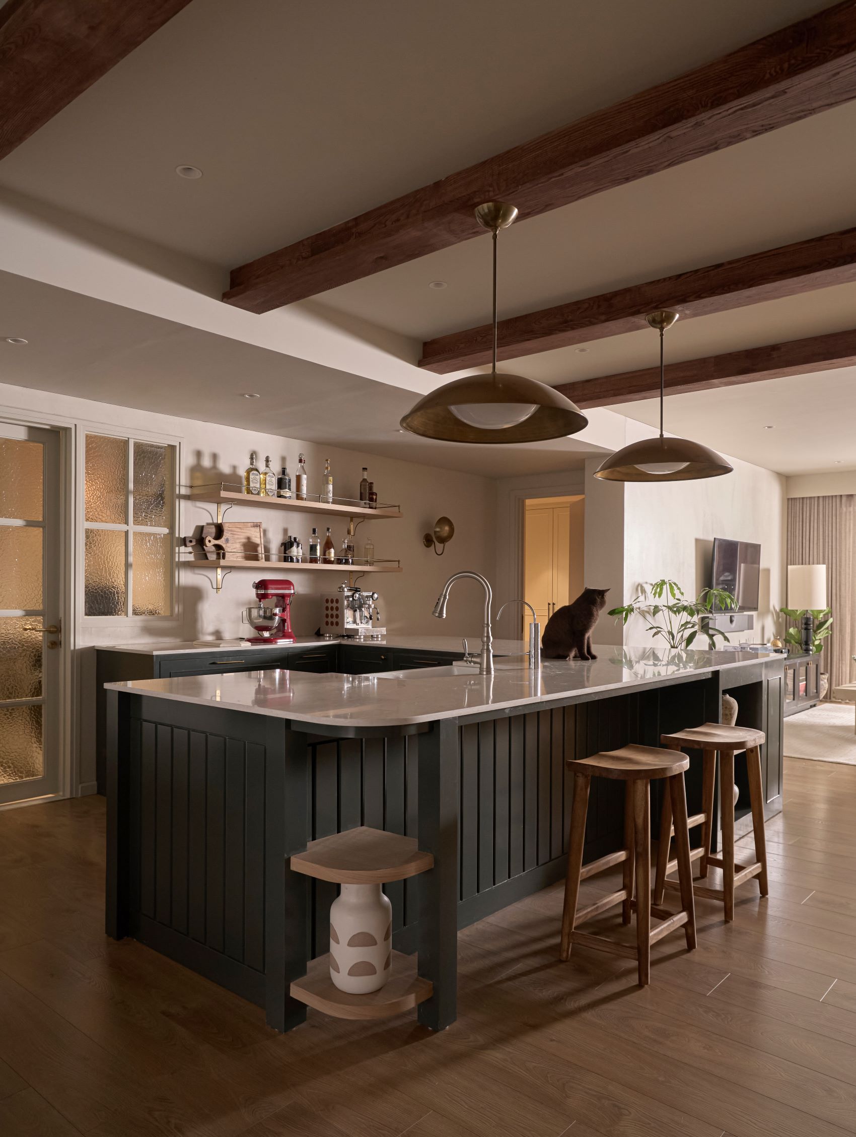 nha bep noi that modern farmhouse