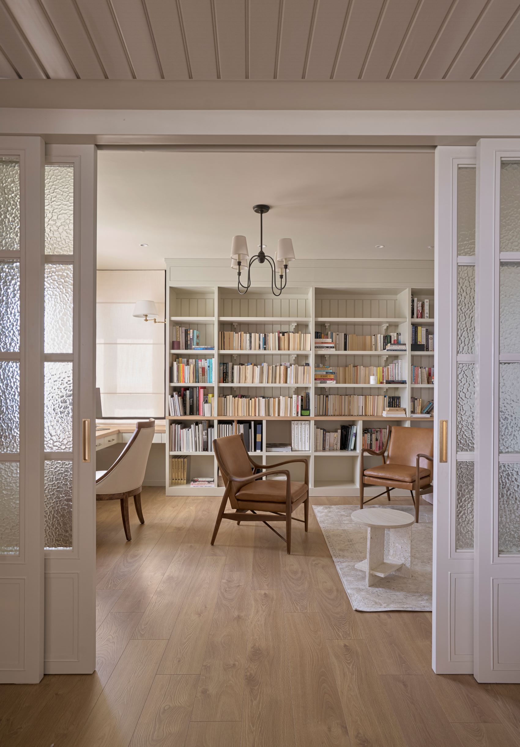 phong doc sach thu vien van phong can ho modern farrmhouse vietline interior design