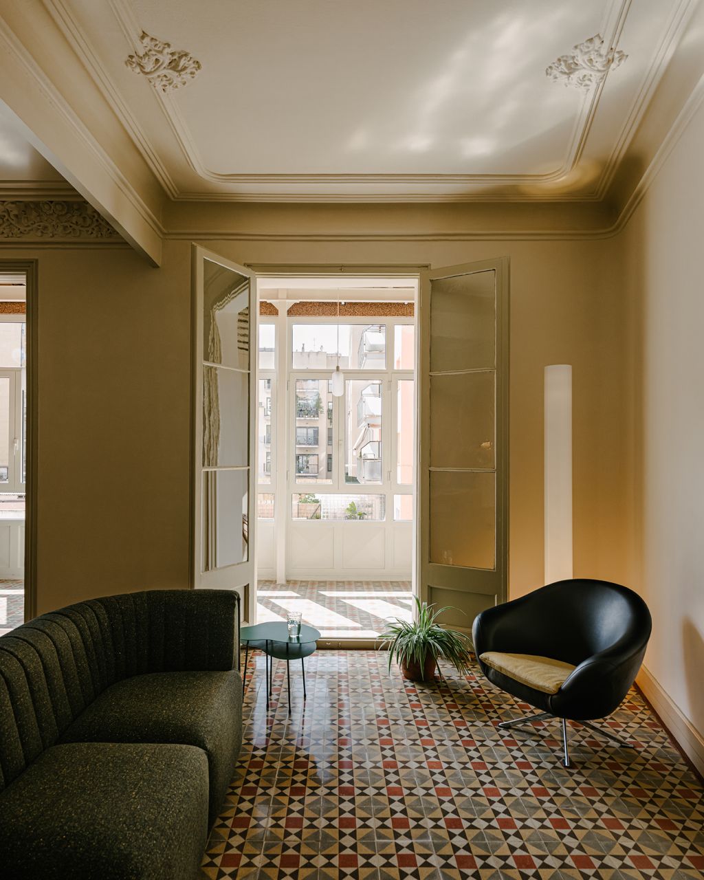 phong khach noi that can ho sofa barcelona