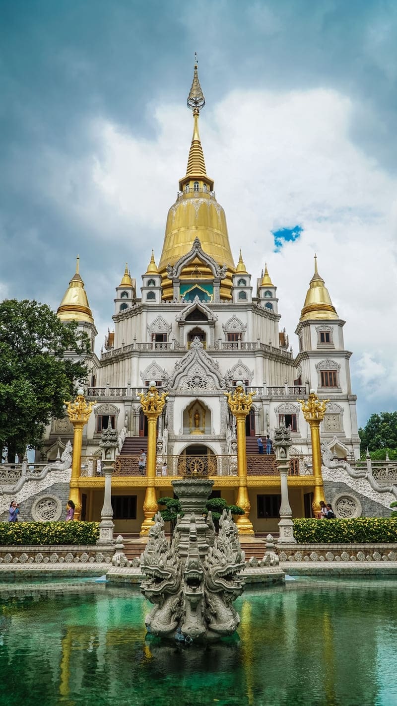 chua buu long sai gon quan 9 thai lan