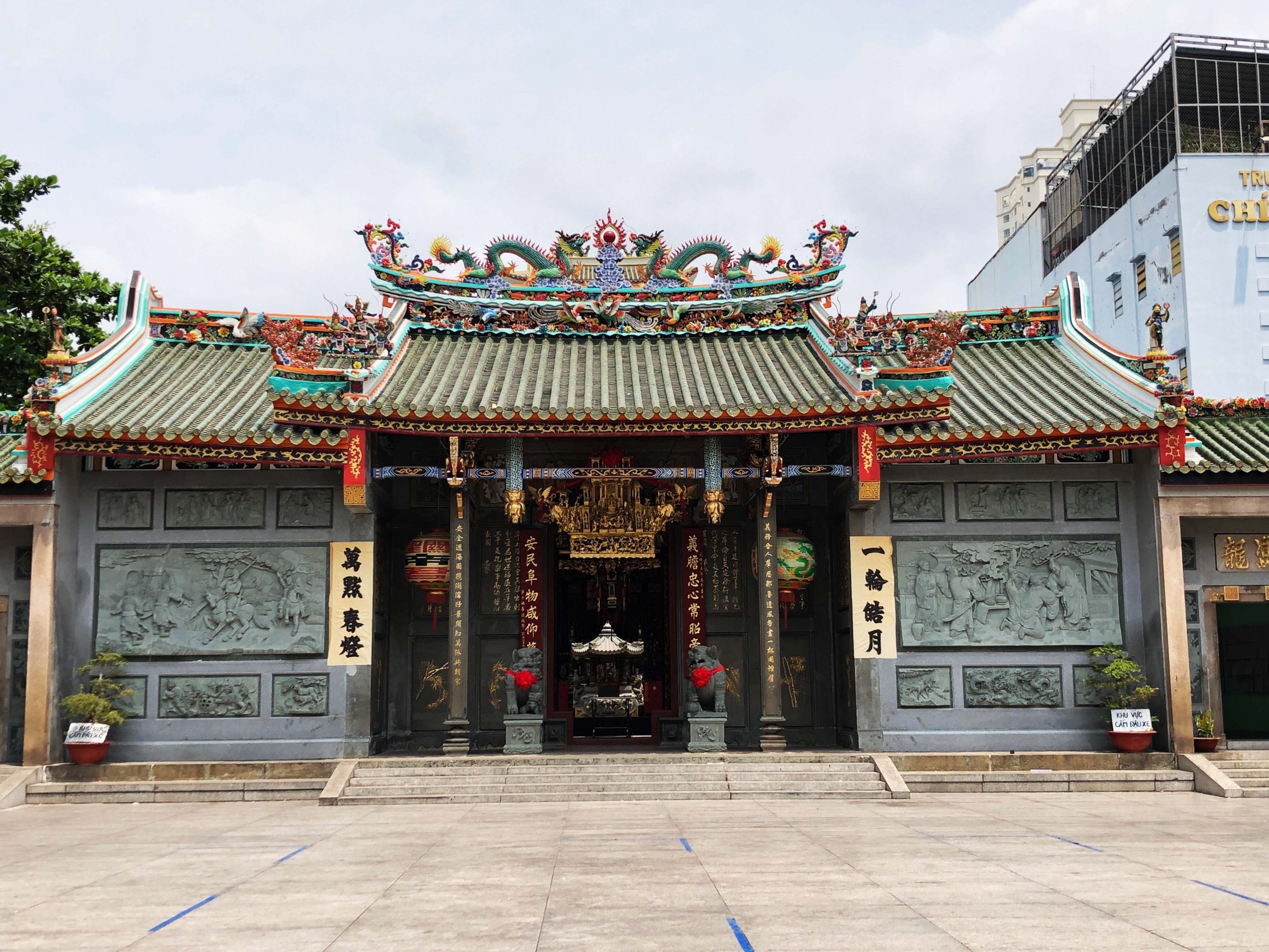 chua ong quan 5 saigon