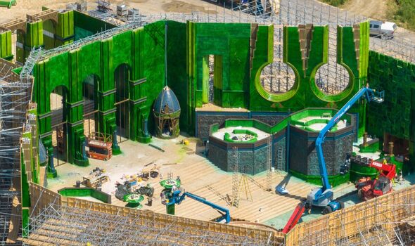 wicked scenery Gregory Maguire