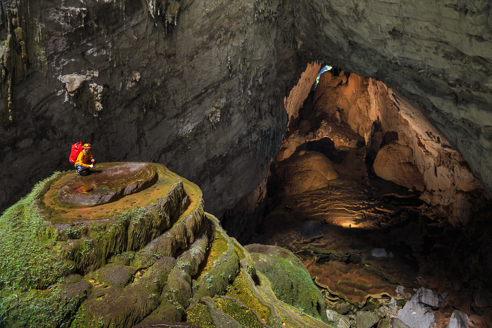 quang binh viet nam son doong cave