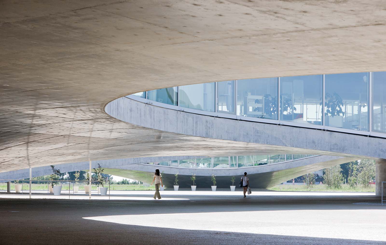 Rolex Learning Center Kazuyo Sejima 
