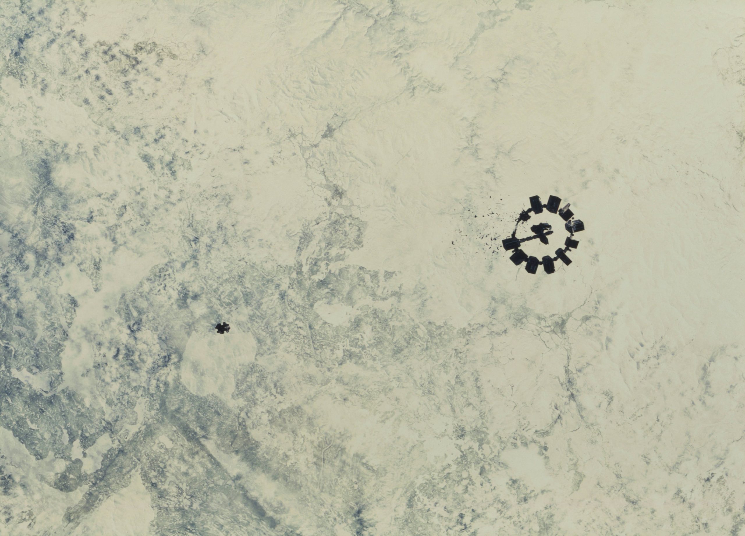 boi canh phim ho den tu than Christopher Nolan Kip Thorne Joseph Cooper Matthew McConaughey Brand Anne Hathaway