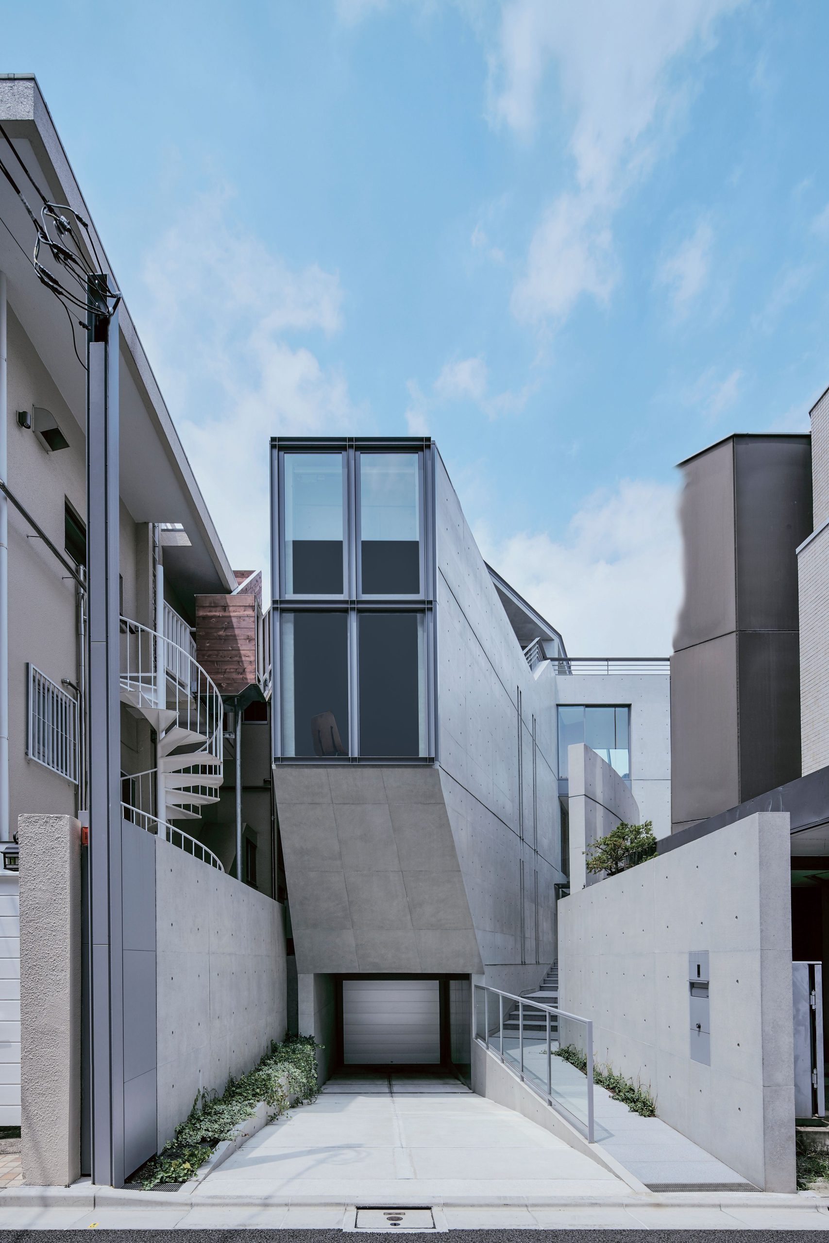 nha tokyo moto azabu tadao an do be tong