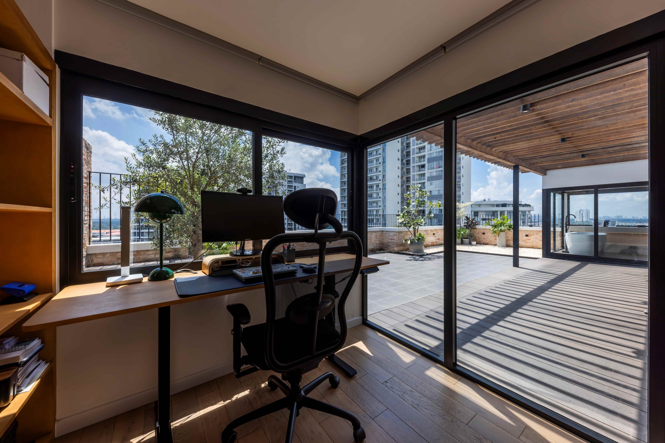 can ho cai tao The Shining Home ShapeUs Studio