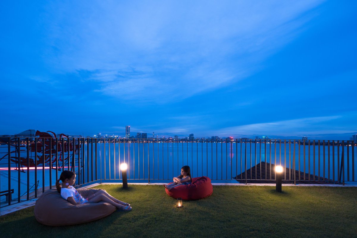 flat roofing nha yen phu IDEE Architects & AIF Studio nha dep ha noi ho tay