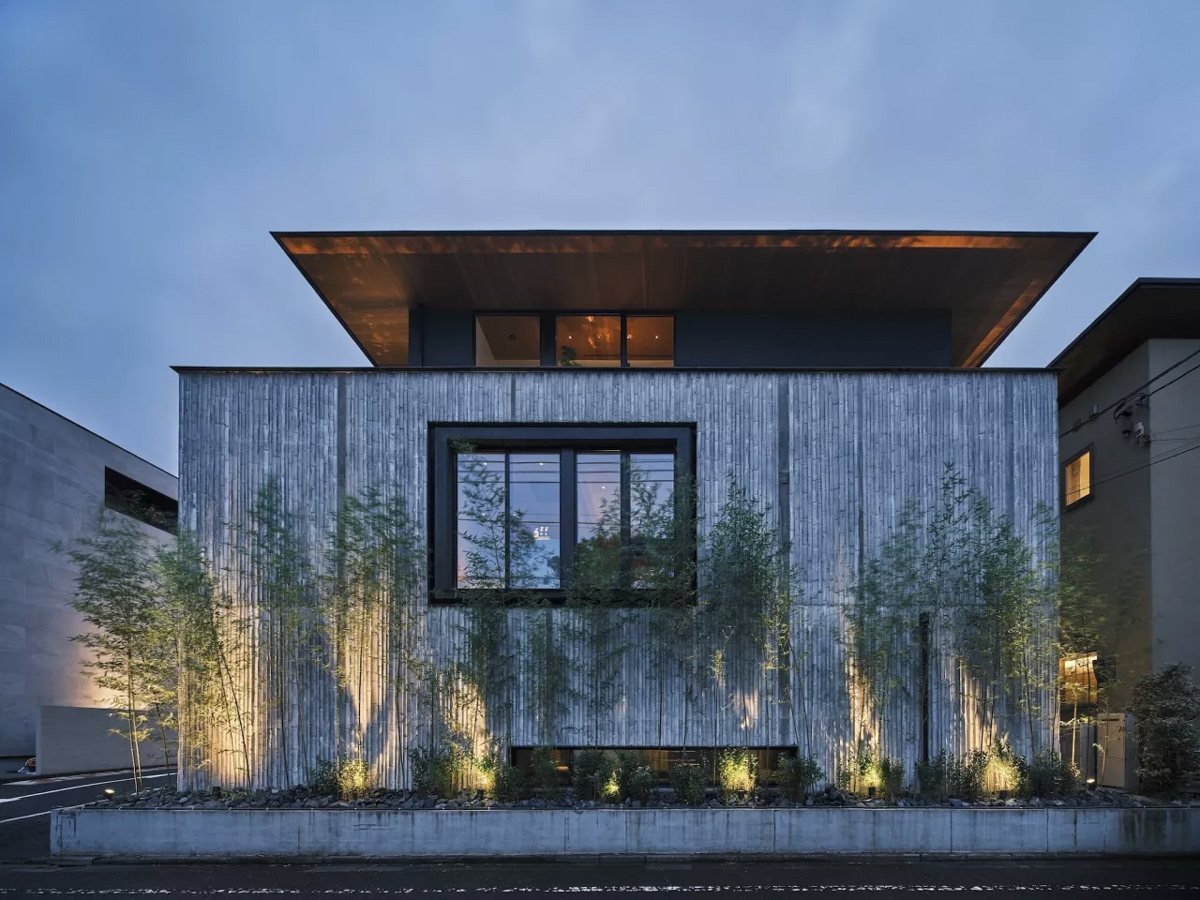 mai bang flat roofing C4L house CUBO Studio