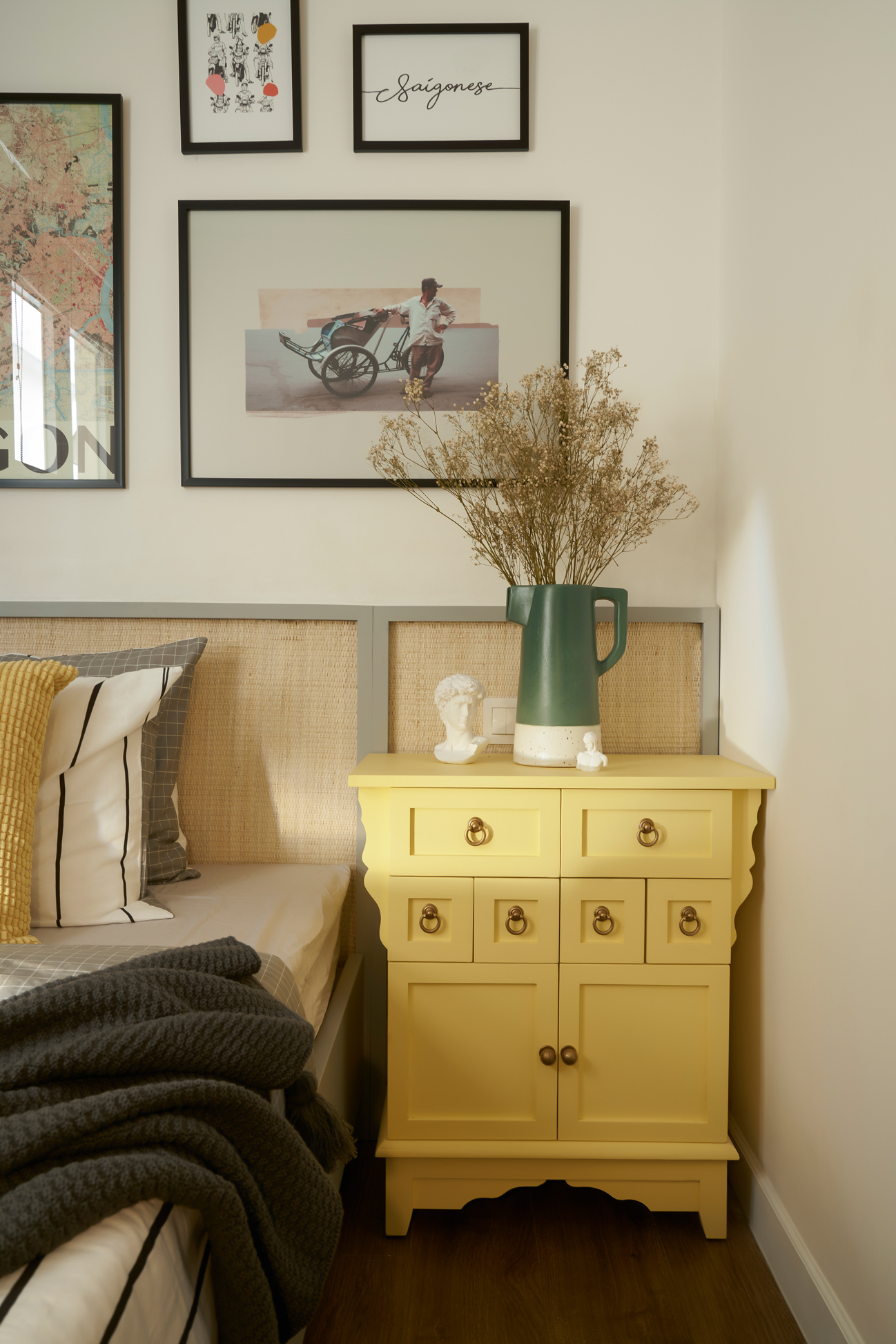 can ho phong ngu tu dau giuong noi that