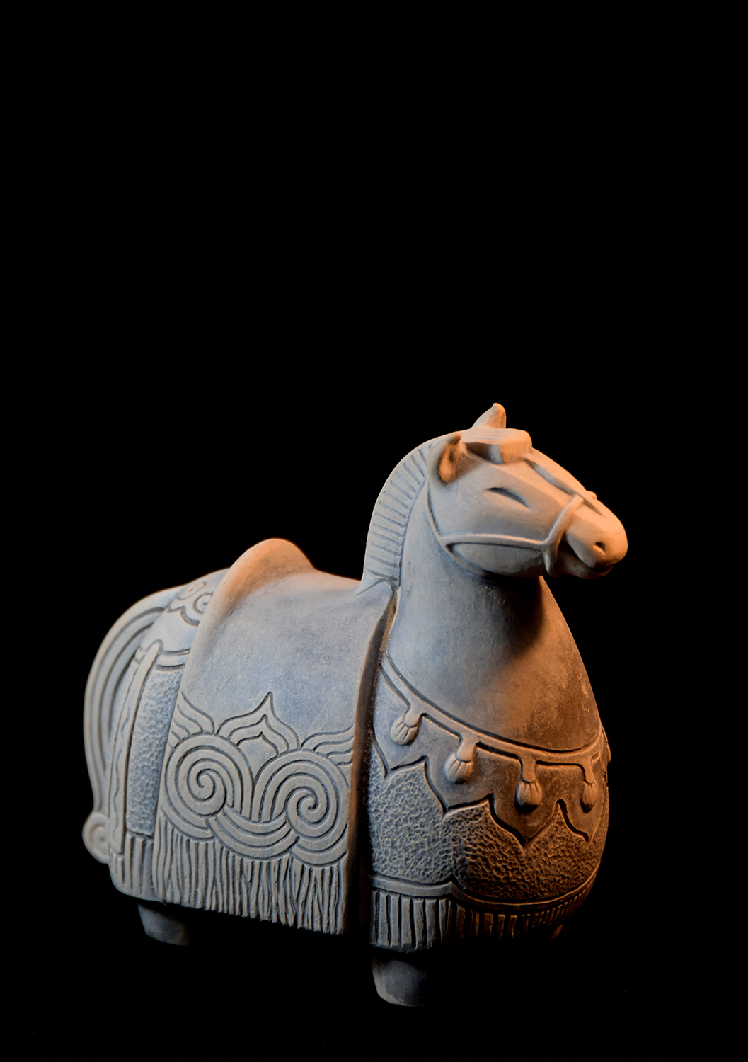 Tuong con giap 1 dieu khac gom con ngua