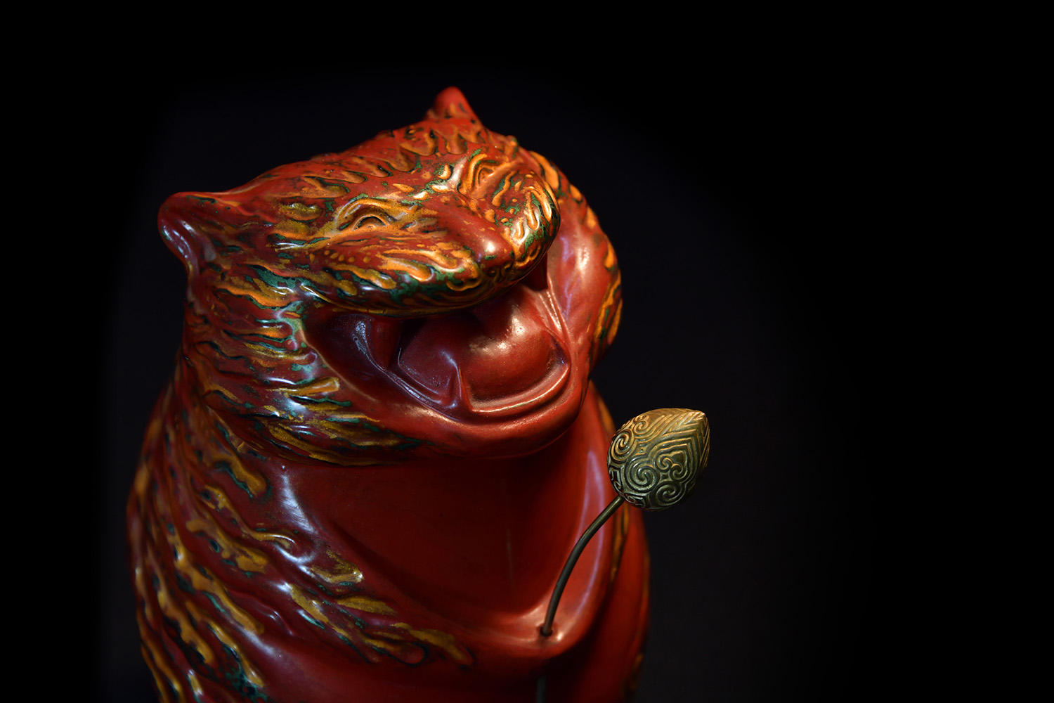 Nham nhi Dan son mai