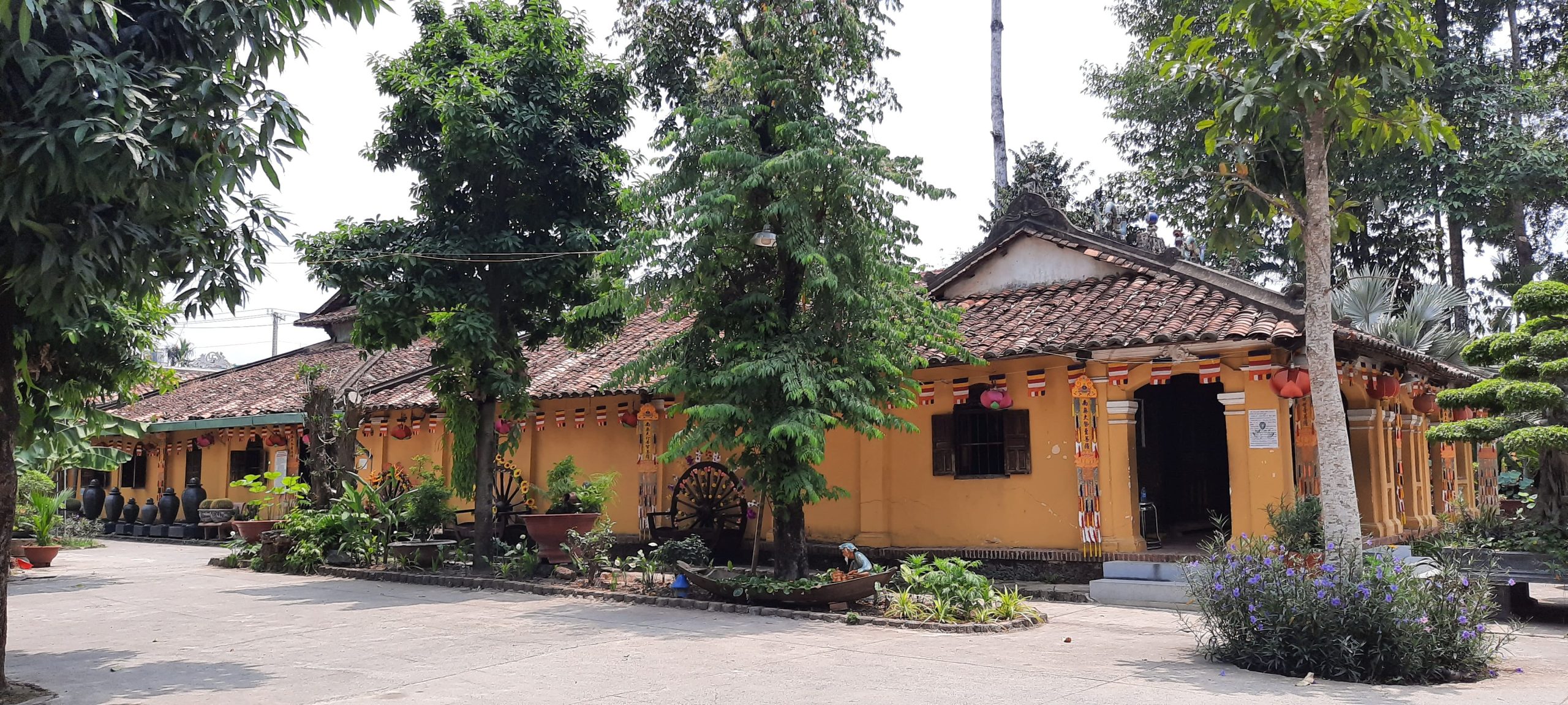 chua phuoc tuong kien truc chua Nam Bo