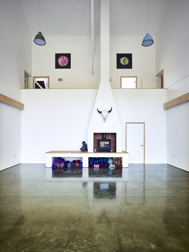 polished concrete The Apple Store house pH+