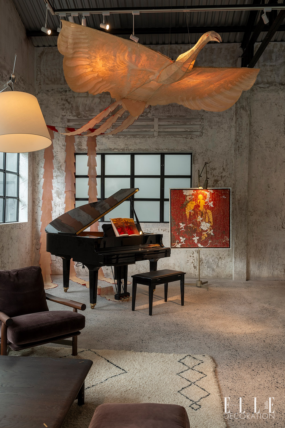 noi that anh dep tdx ice factory elle decoration pop up office industrial root branch truc chi hong nhung