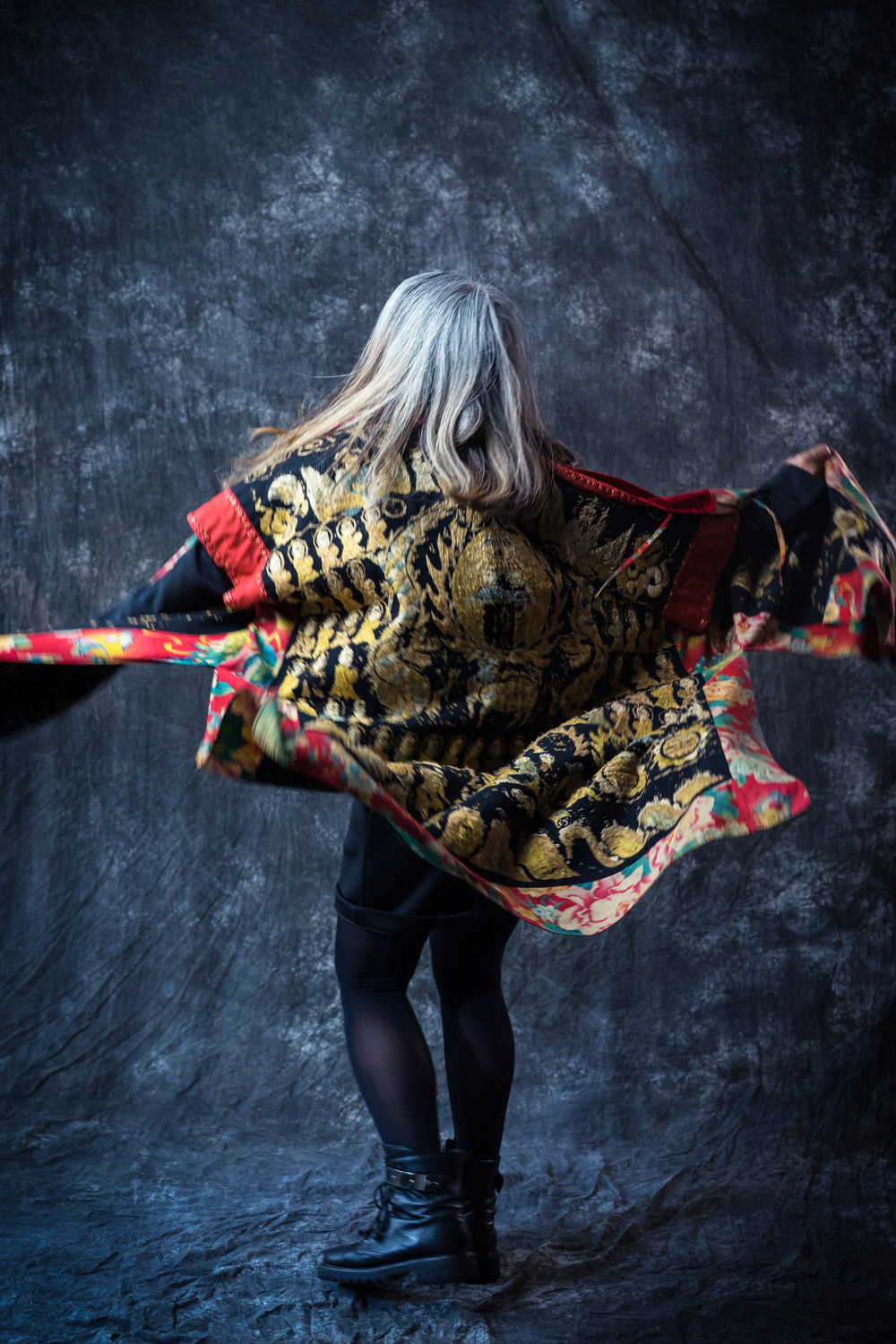 Nghe si Mai Lam thoi trang 