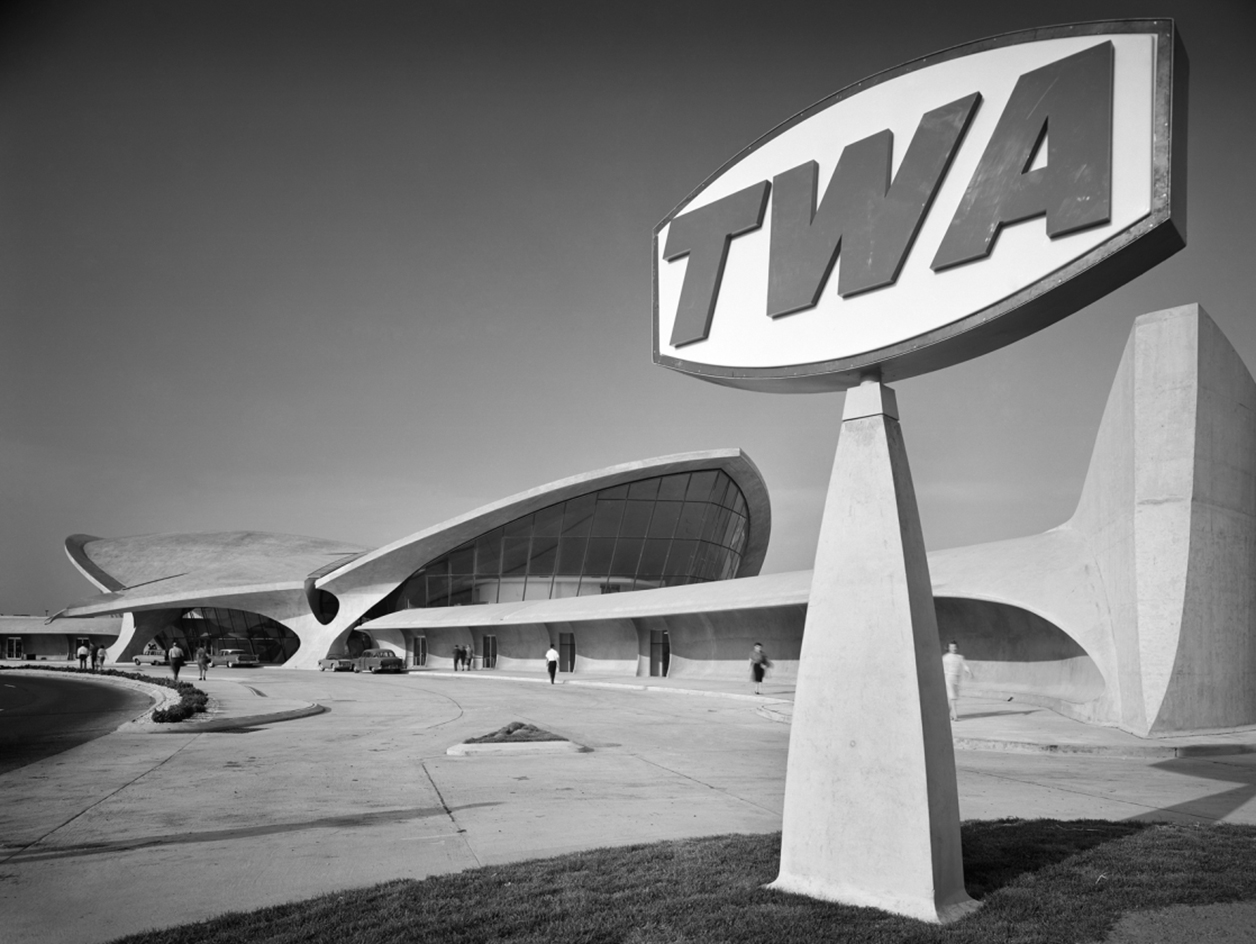 kien truc dieu khac architecture sculpture Eero Saarinen Saint Louis TWA