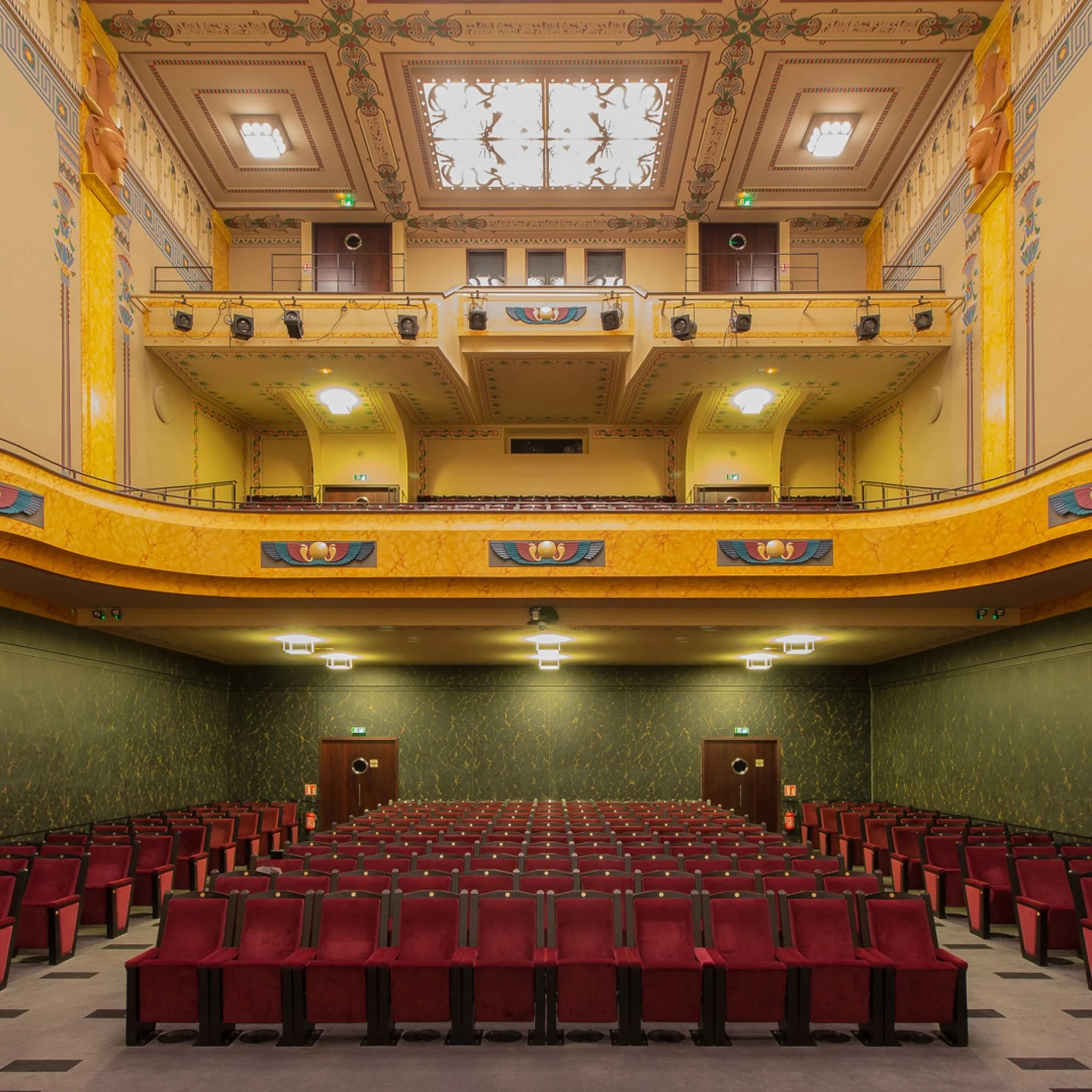 Le Louxor Henri Zipcy Amédée Tiberti Philippe Pumain Christian Laporte