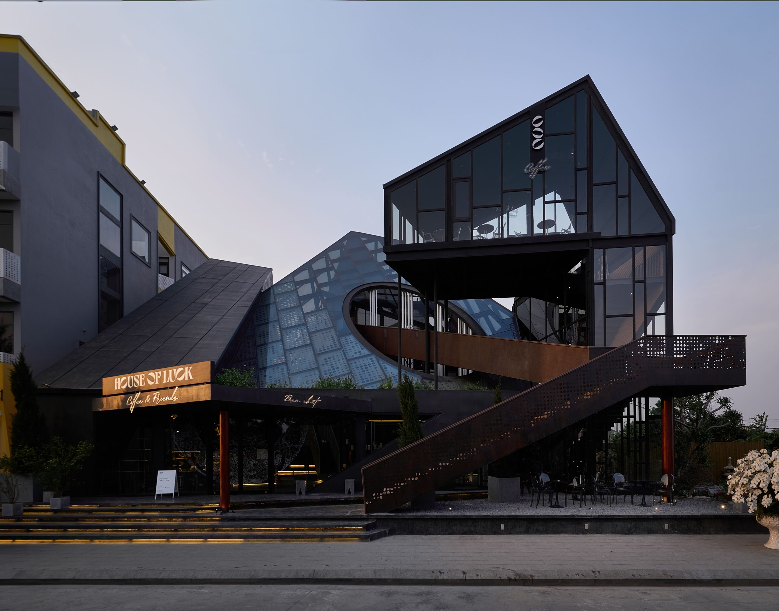 quan cafe hai phong house of luck le house studio