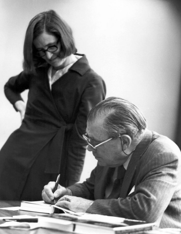 tieu su Natalie de Blois Paterson New Jersey