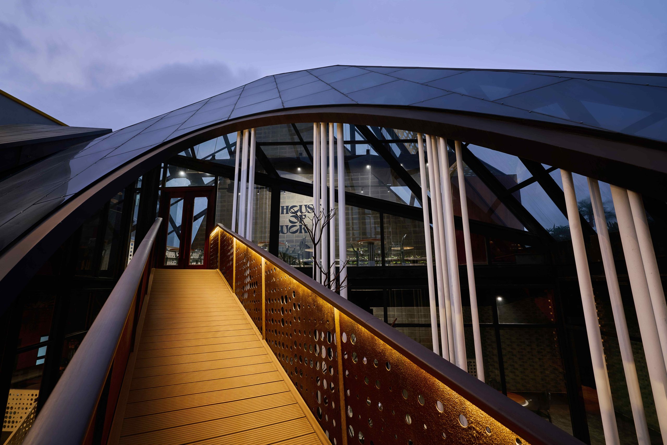 quan cafe hai phong house of luck le house studio