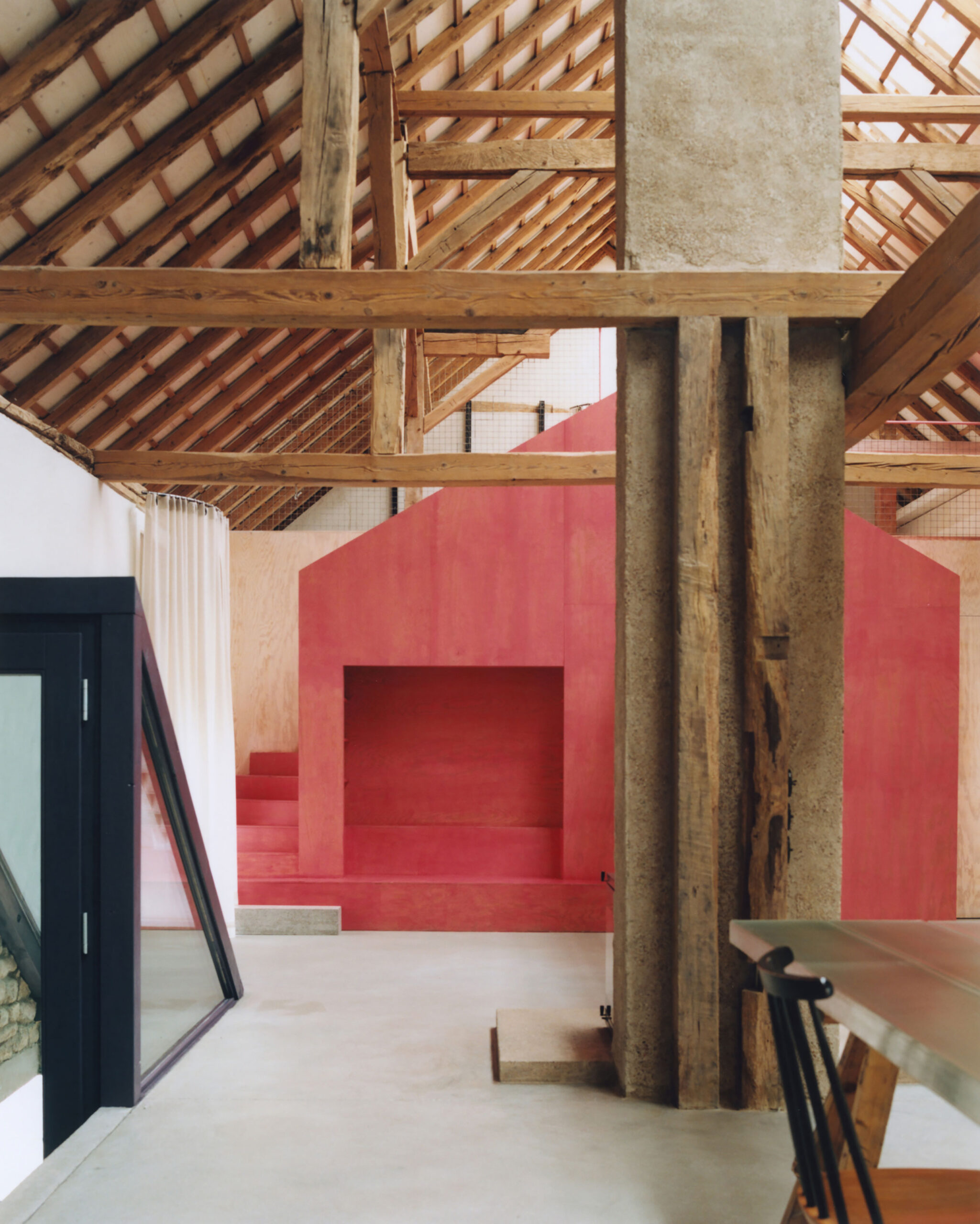 cai tao nha kho vi keo go 