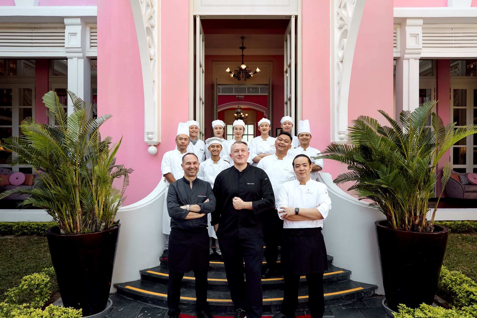 Olivier Elzer dau bep nha hang pink pearl jw marriott phu quoc