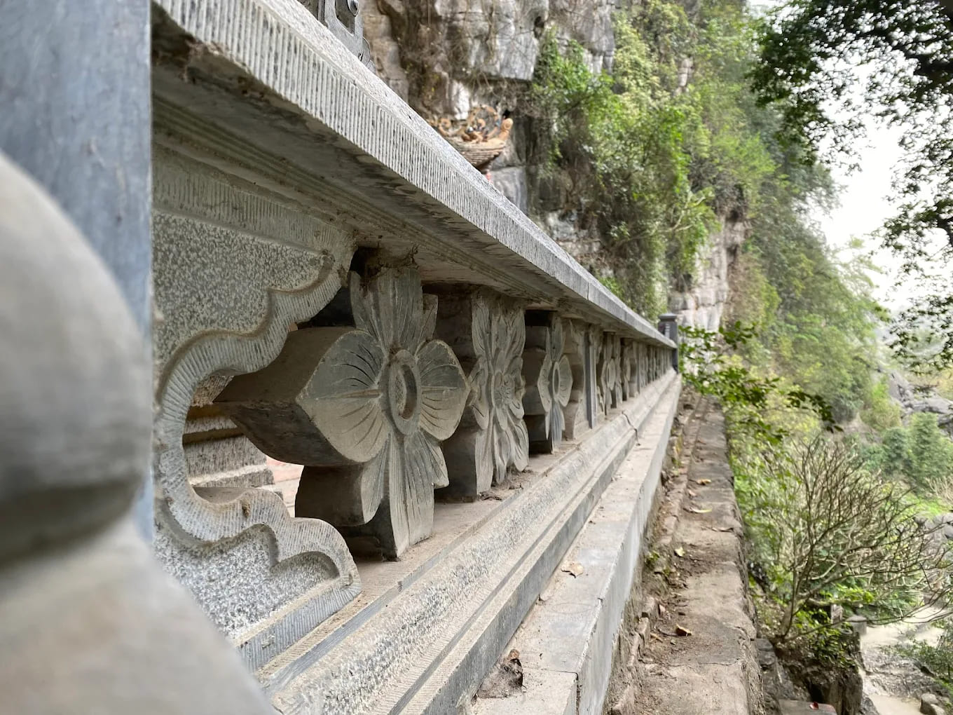 tam coc bich dong ninh binh hang ca hang hai hang ba chua ha chua trung chua thuong