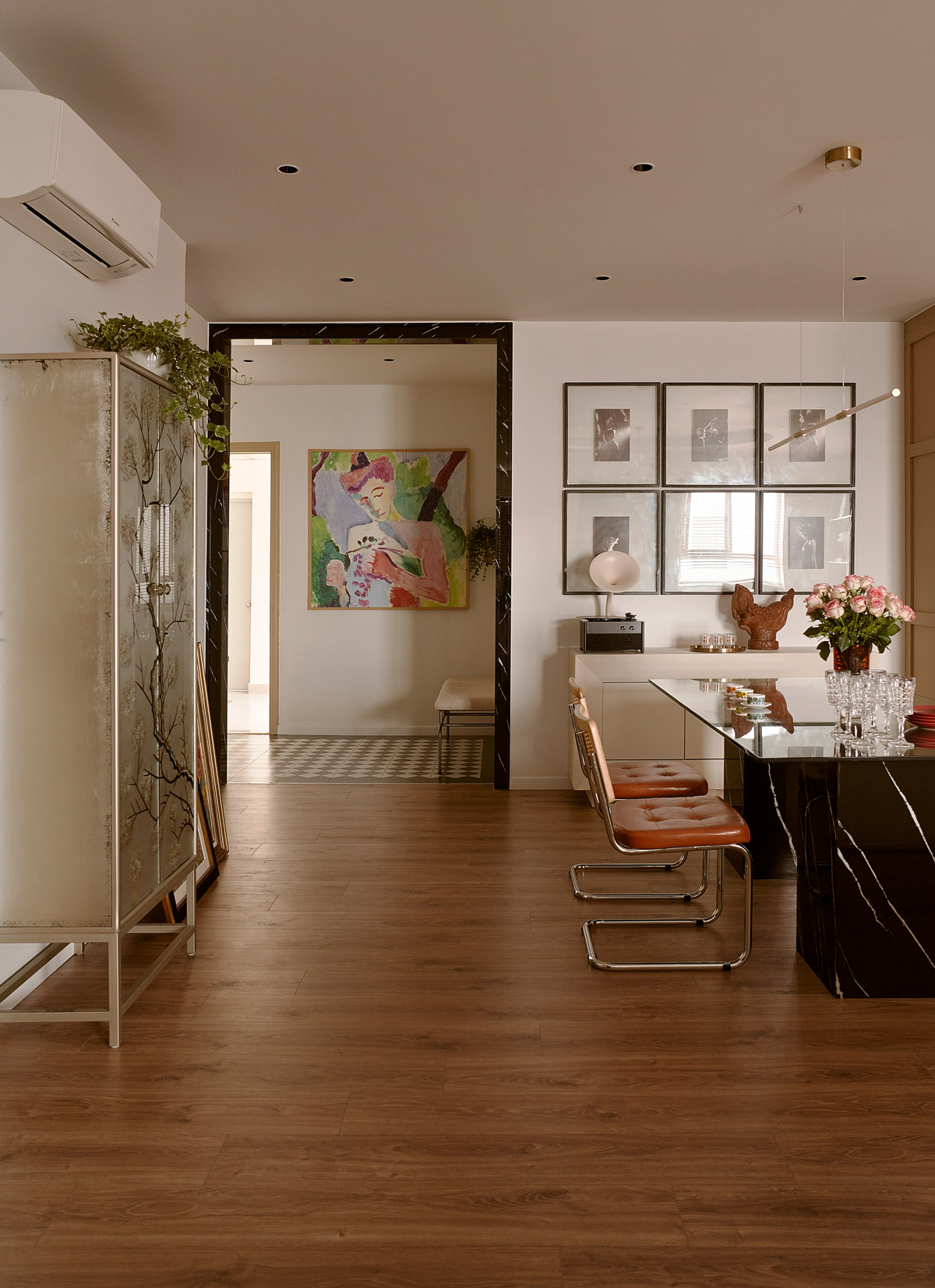 Can ho quan 4 noi that phong khach